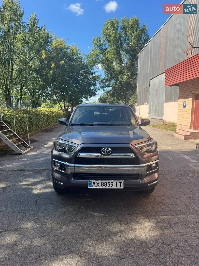 Toyota 4Runner, 2016