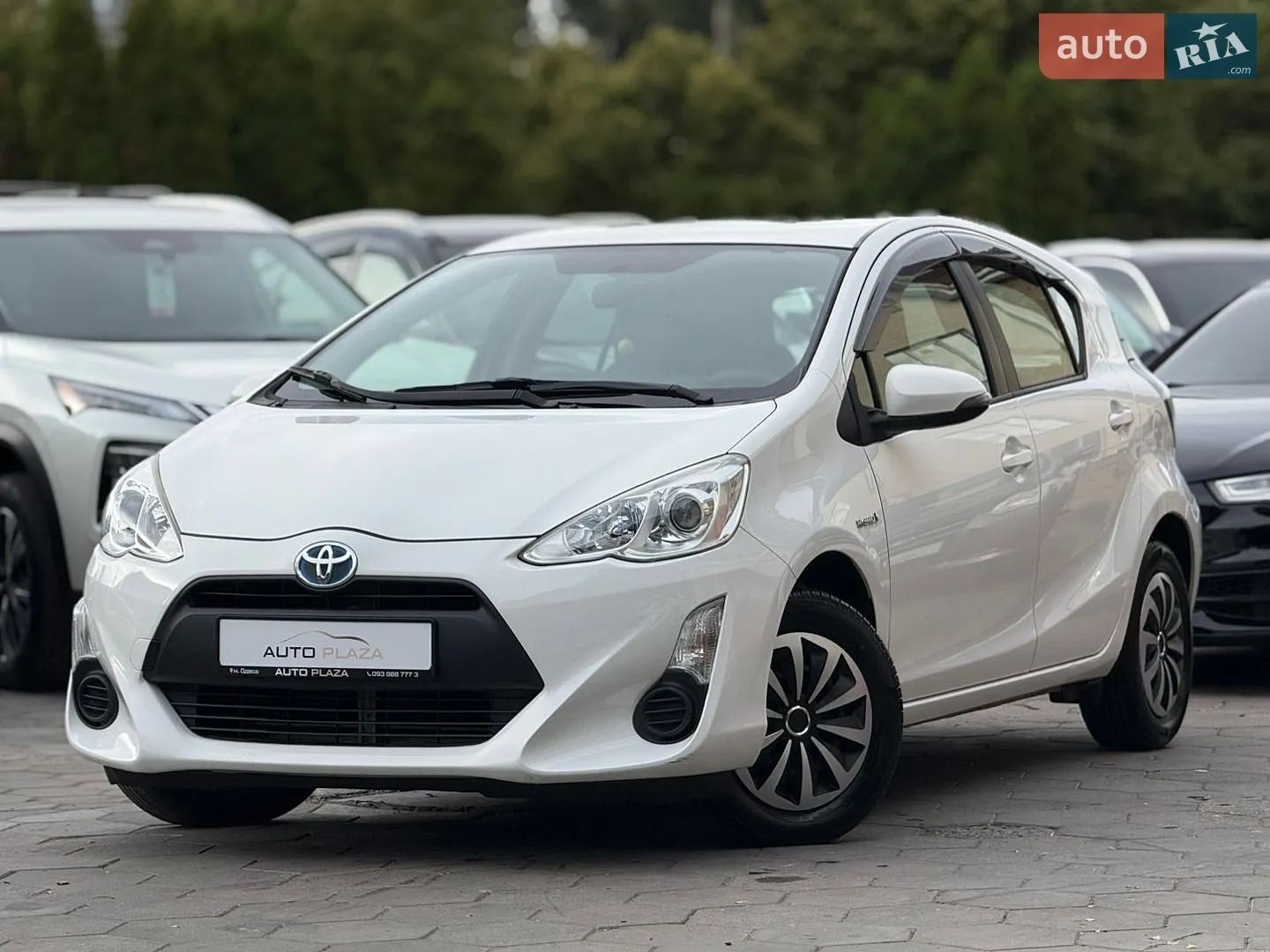 Toyota Aqua, 2015