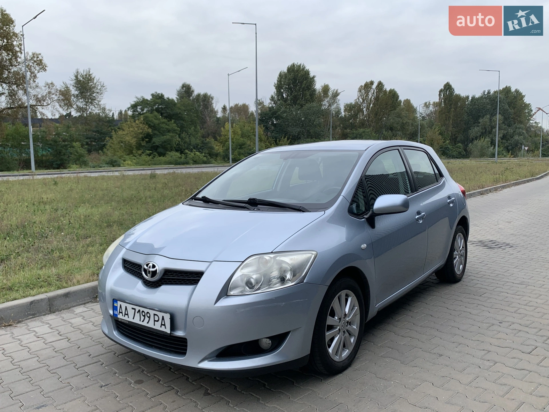 Toyota Auris, 2007