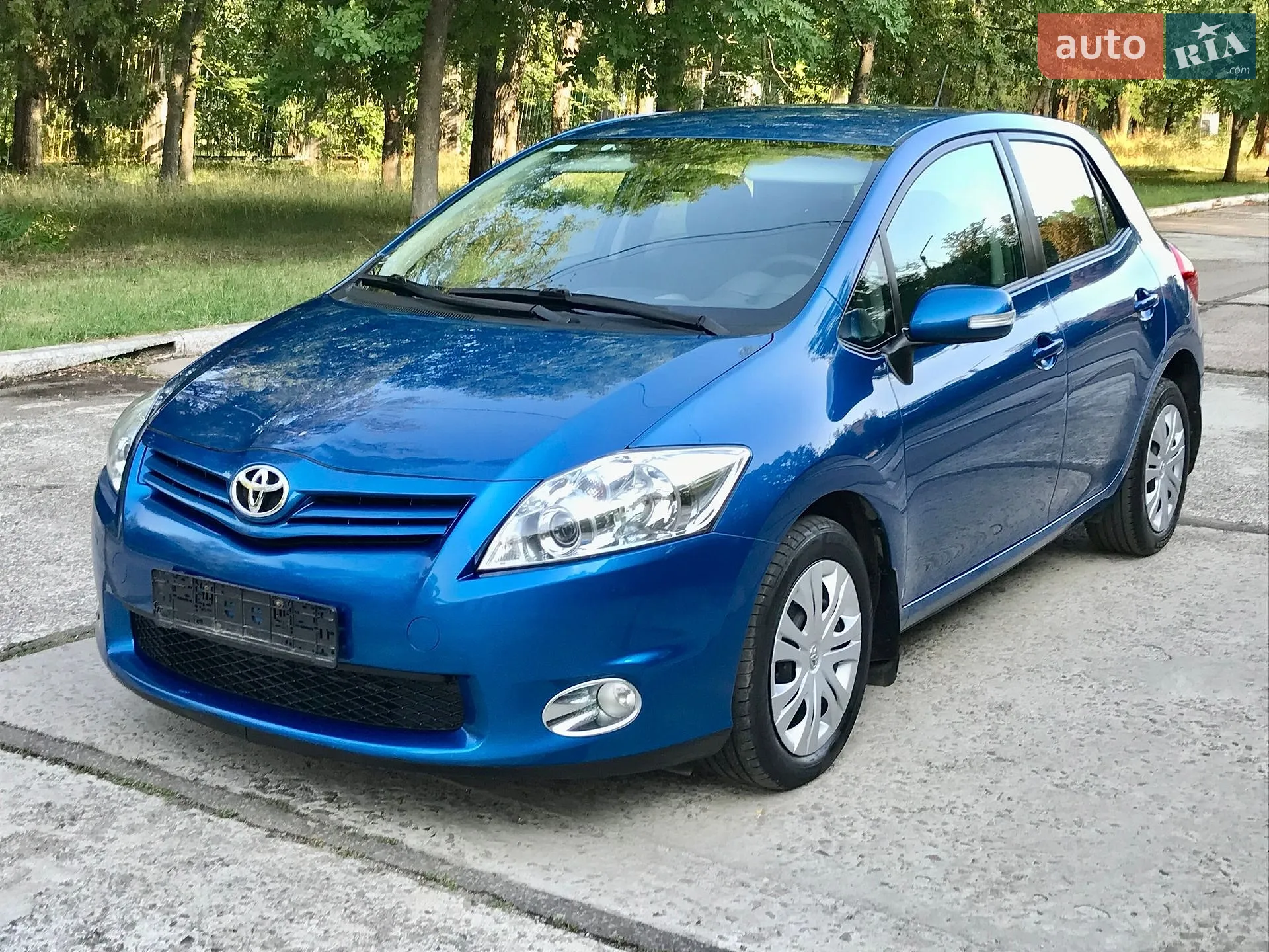 Toyota Auris, 2011