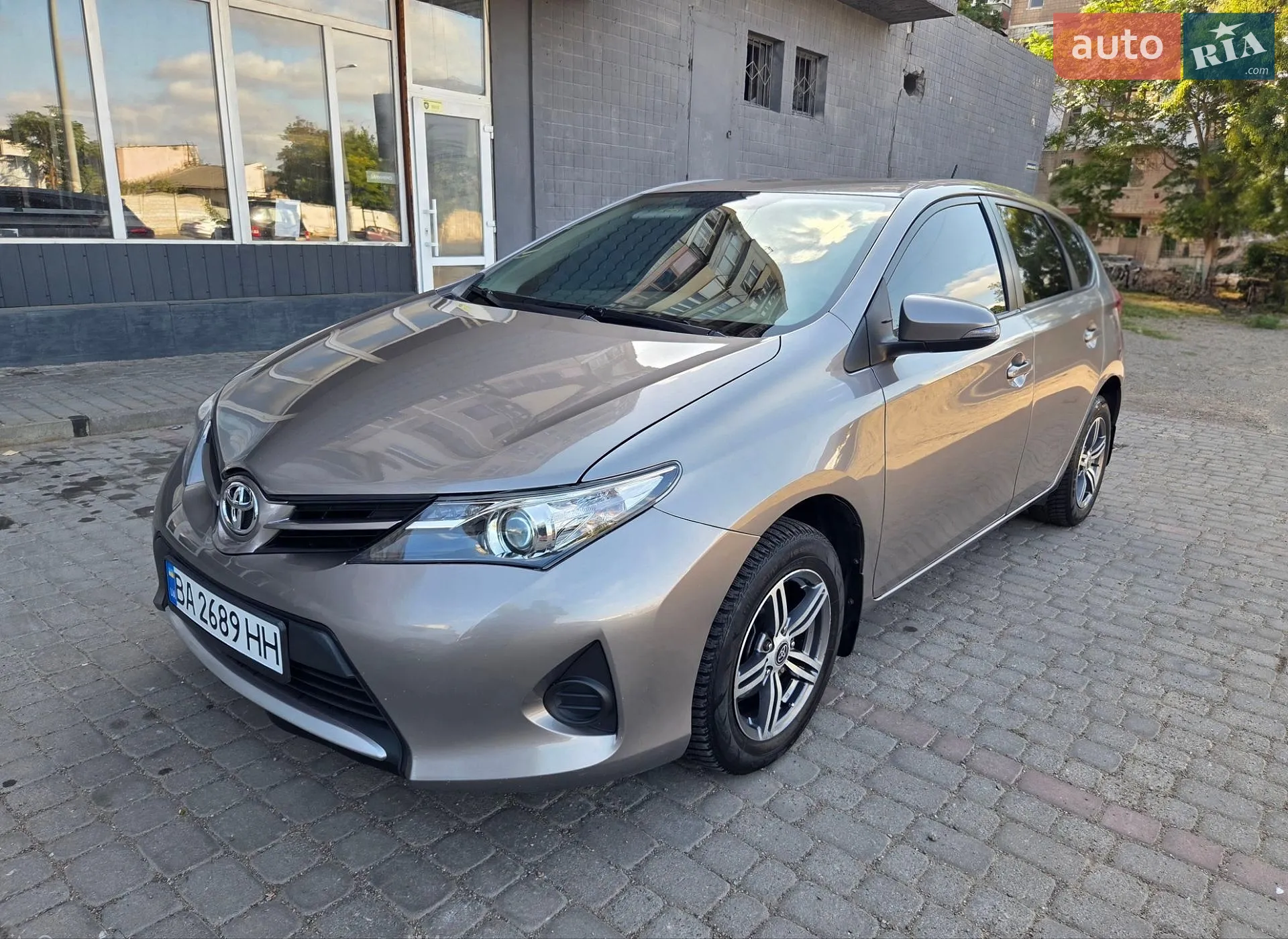 Toyota Auris, 2013