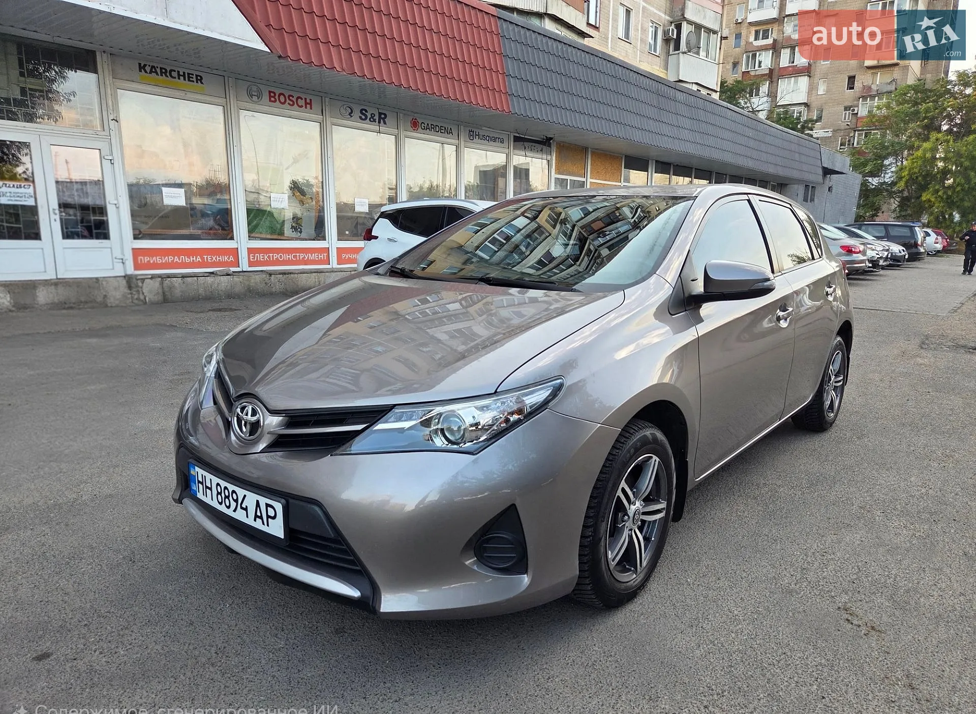 Toyota Auris, 2013