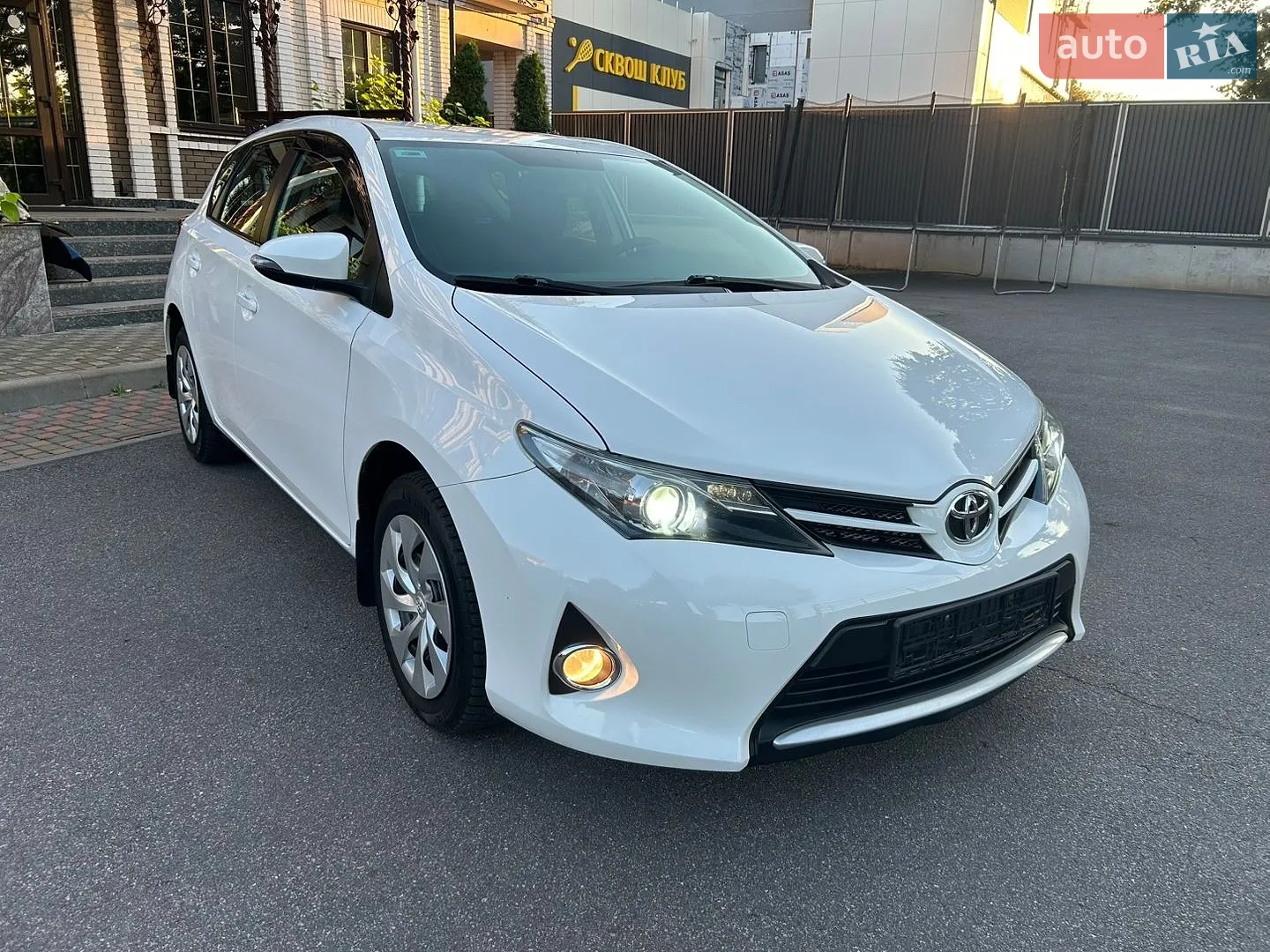 Toyota Auris, 2014
