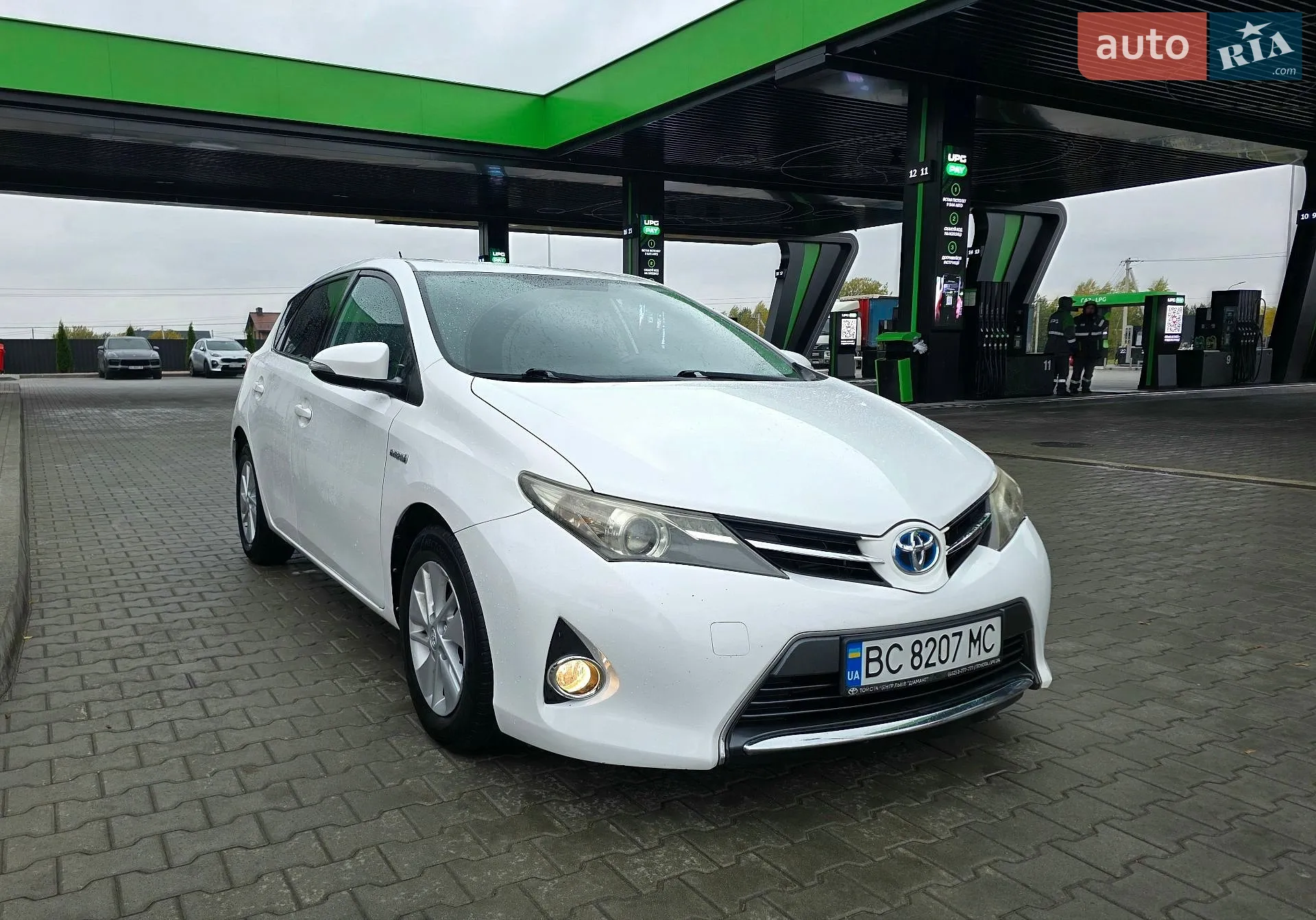 Toyota Auris, 2013