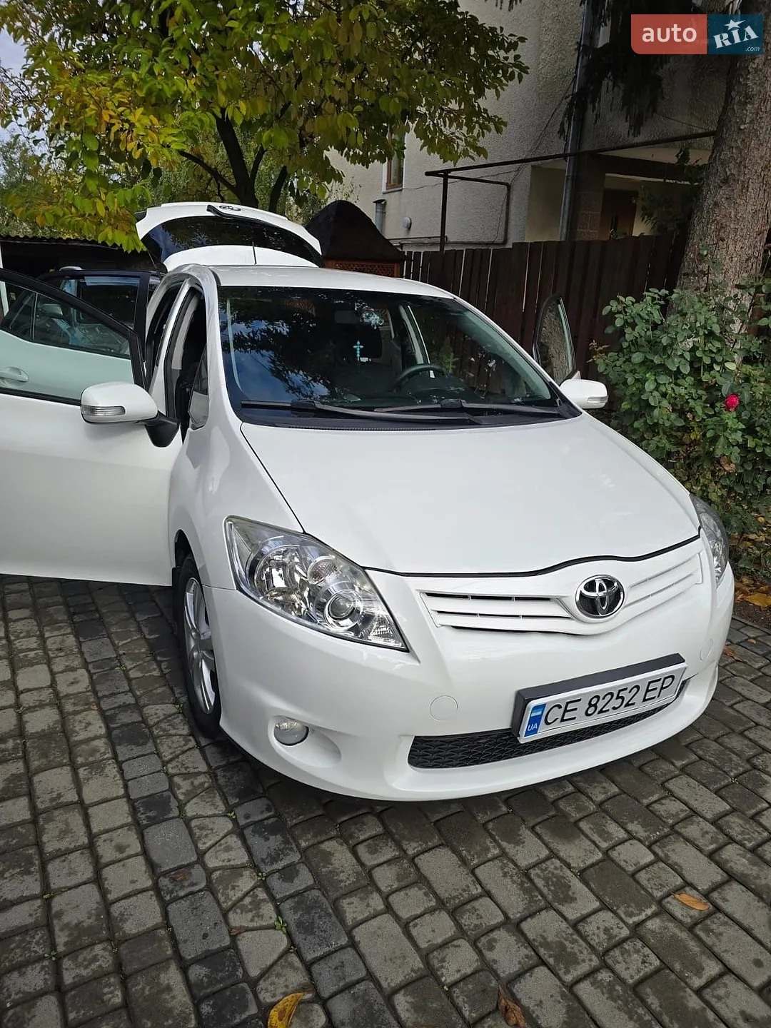 Toyota Auris, 2010