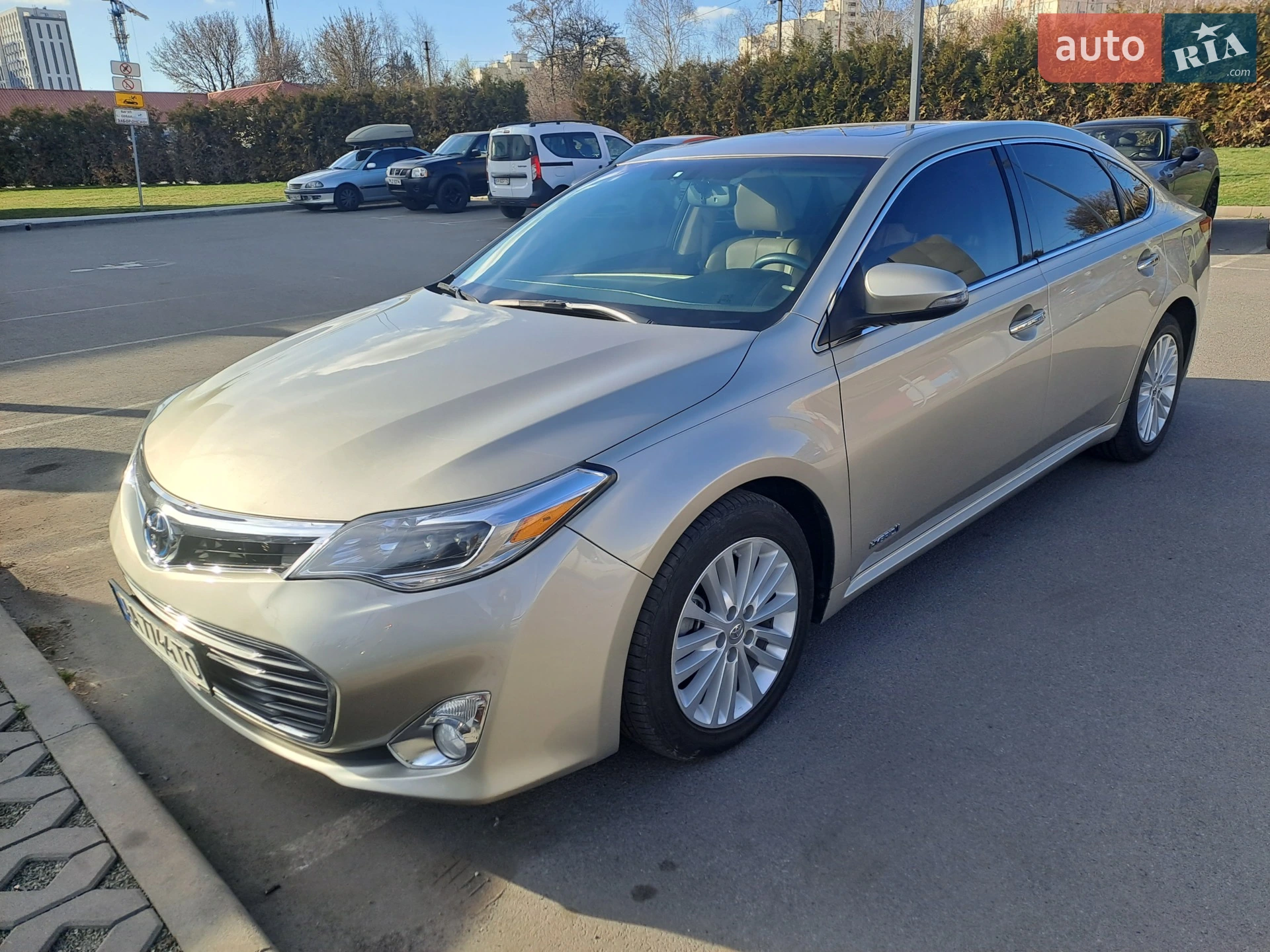 Toyota Avalon, 2013