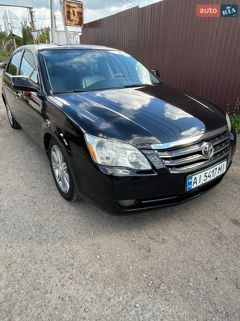 Toyota Avalon, 2005