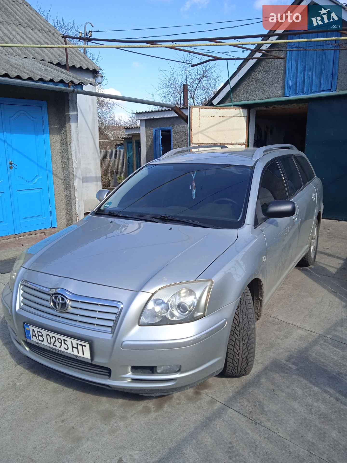 Toyota Avensis, 2003
