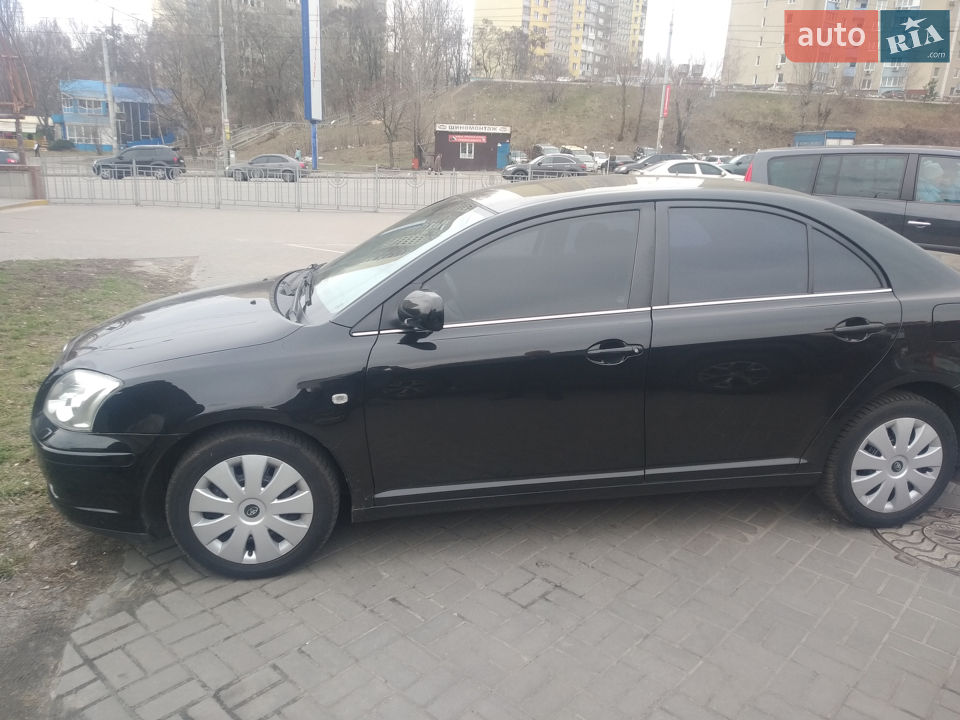 Toyota Avensis, 2003