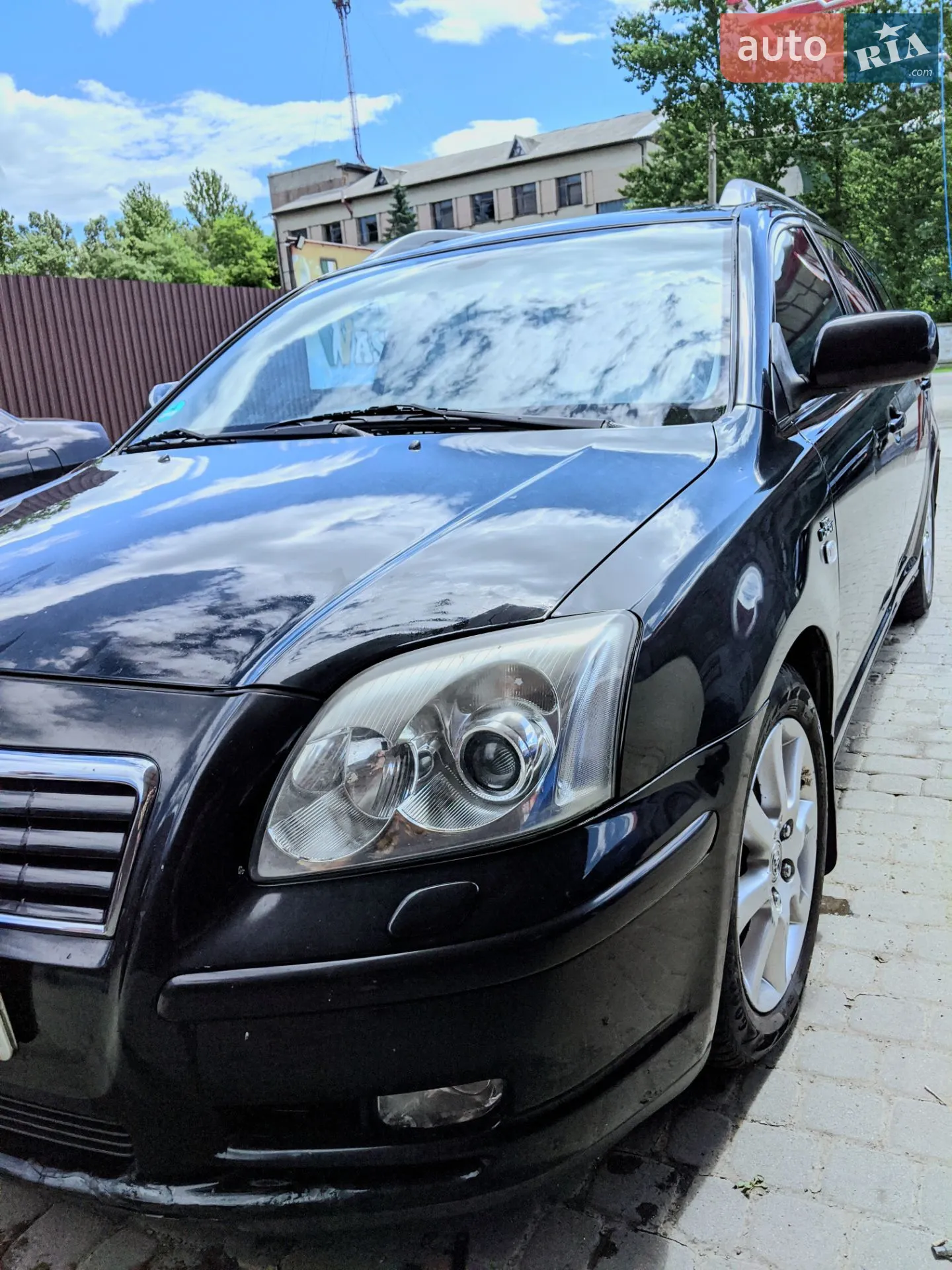 Toyota Avensis, 2005
