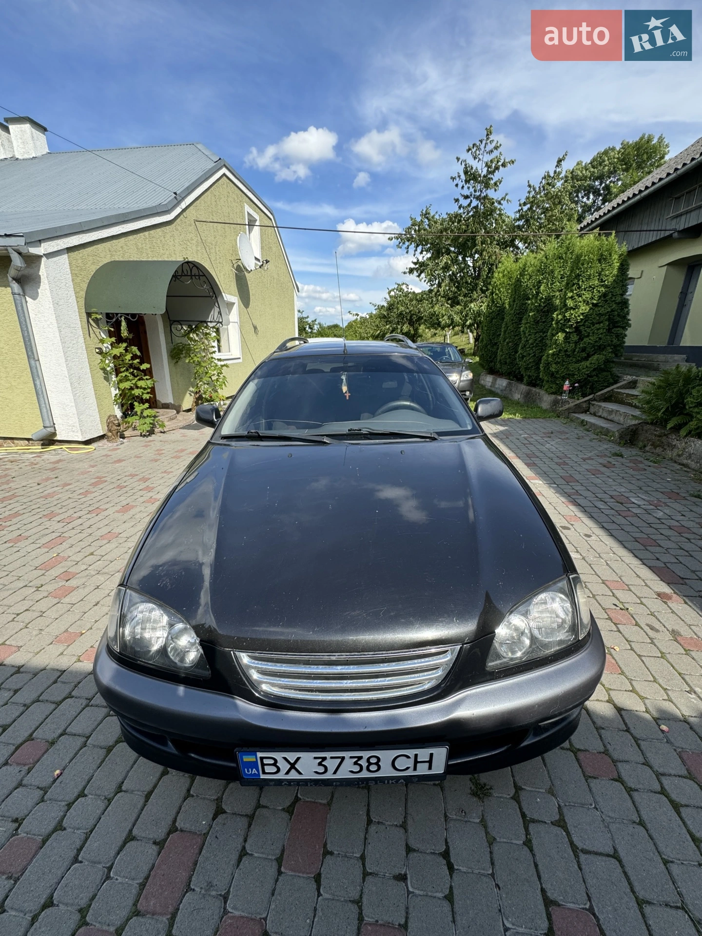 Toyota Avensis 1999 — 1