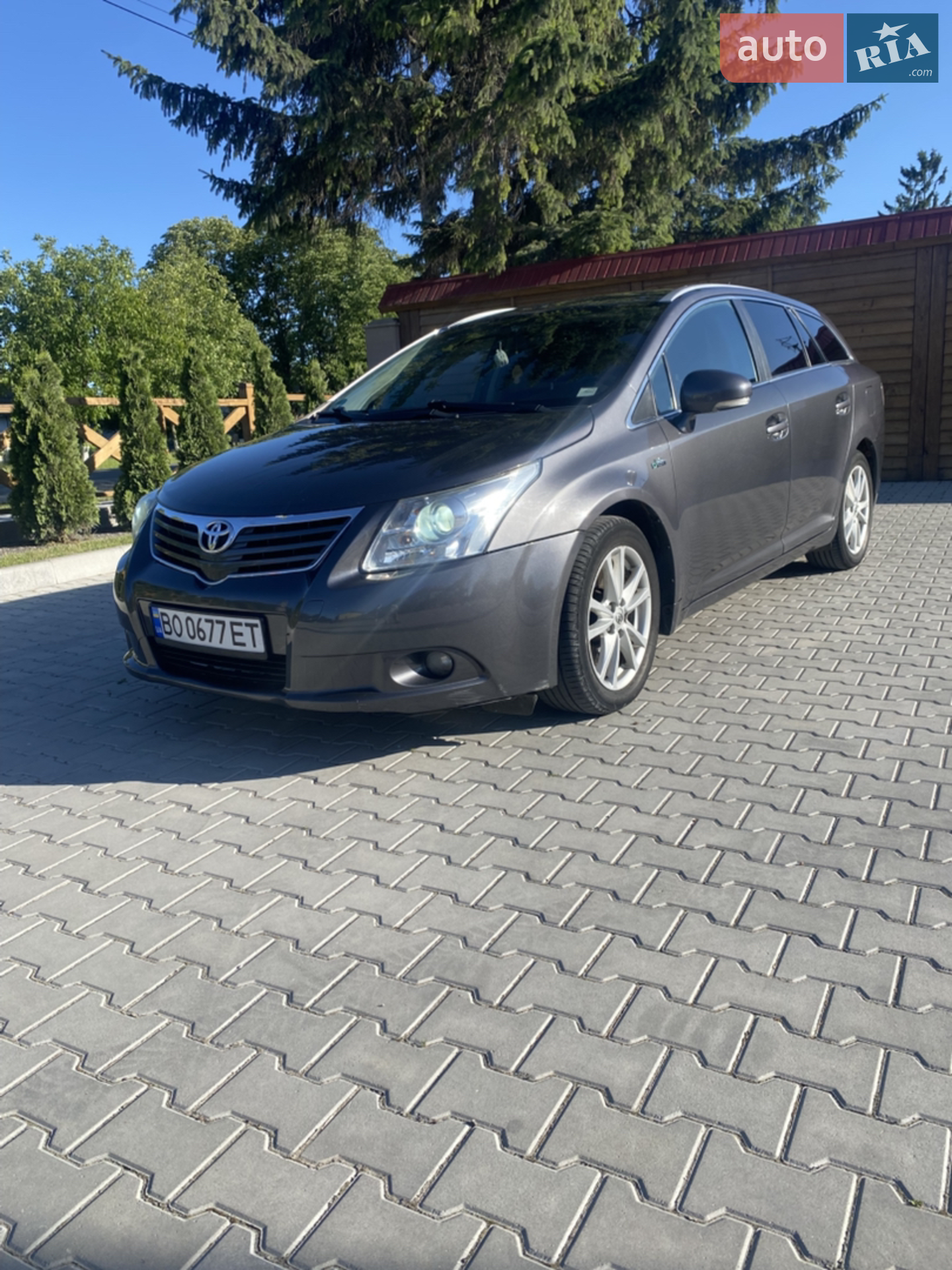 Toyota Avensis, 2010