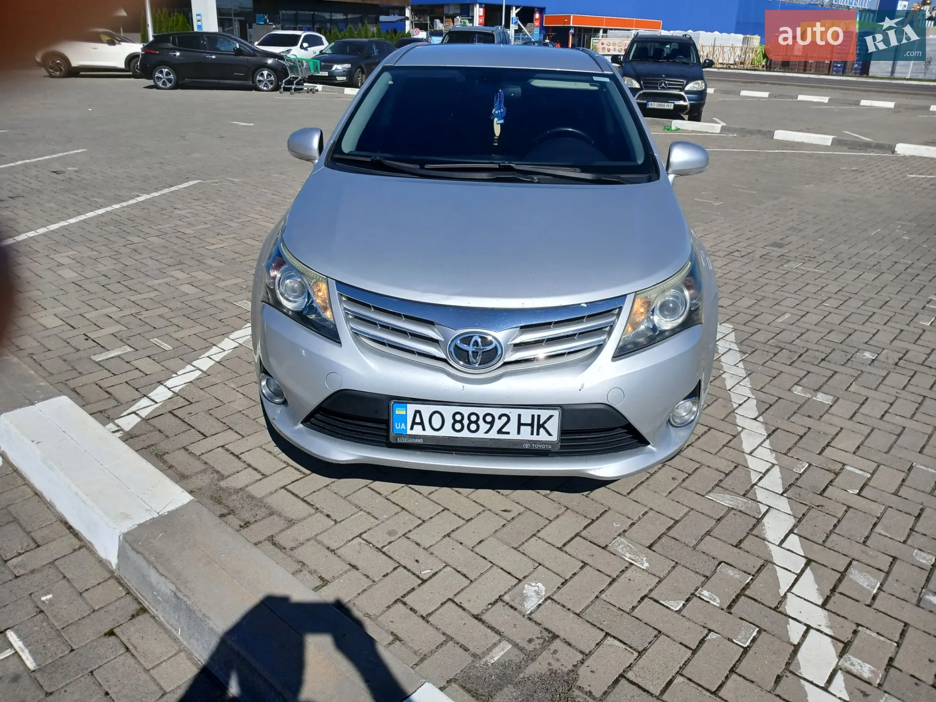Toyota Avensis, 2012