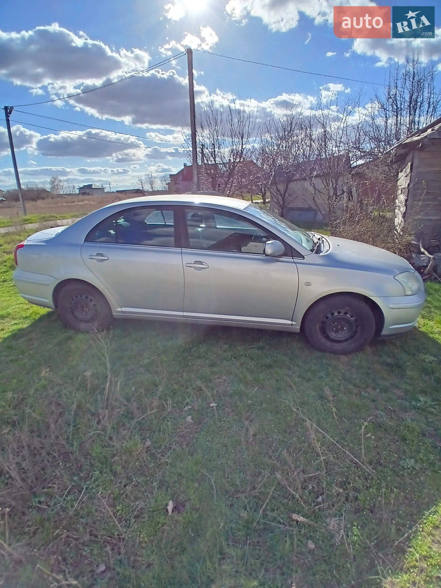 Toyota Avensis, 2005