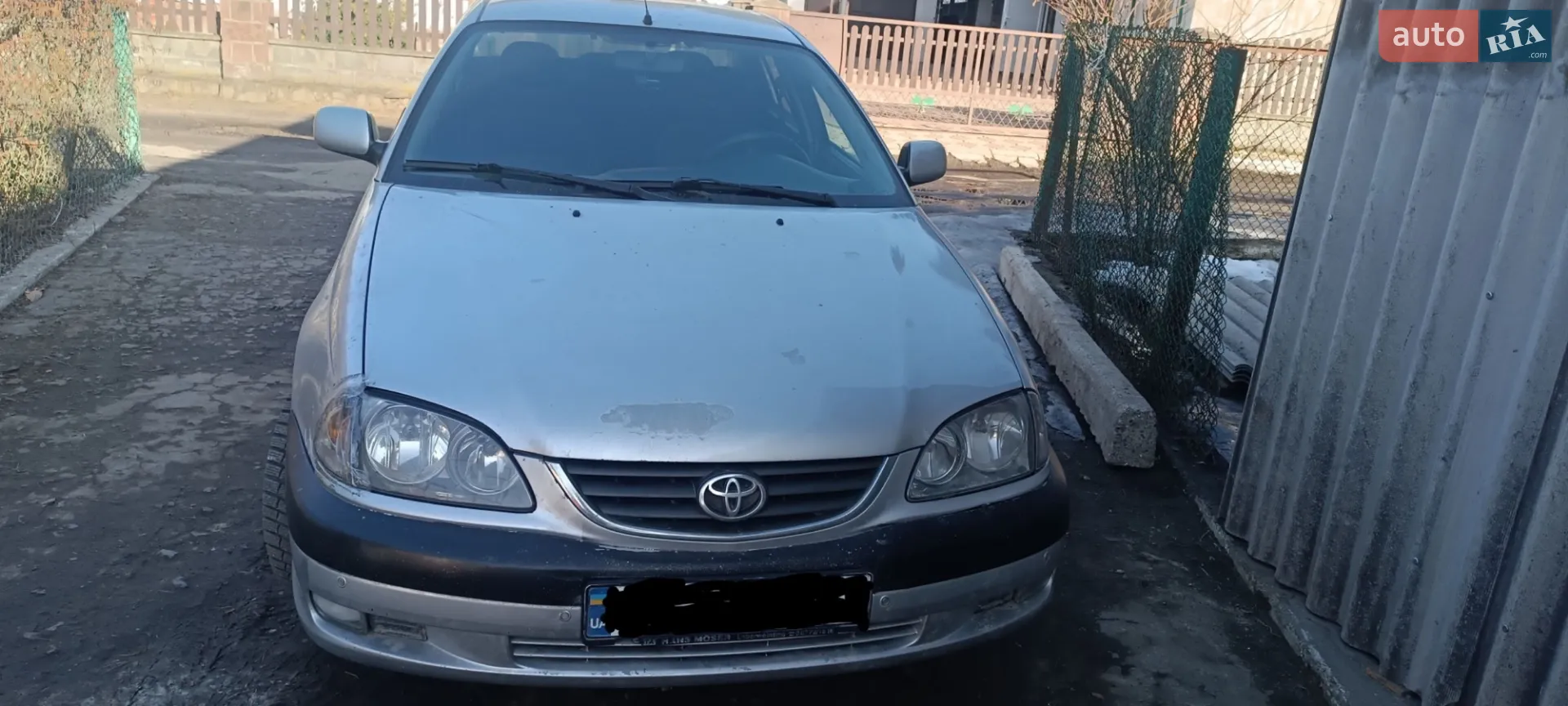 Toyota Avensis, 2002