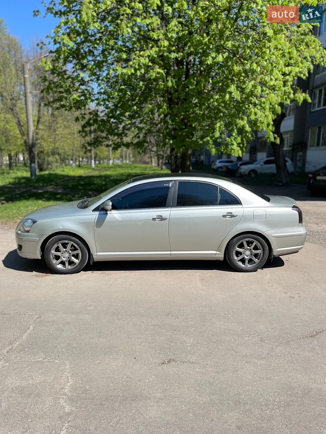 Toyota Avensis, 2006