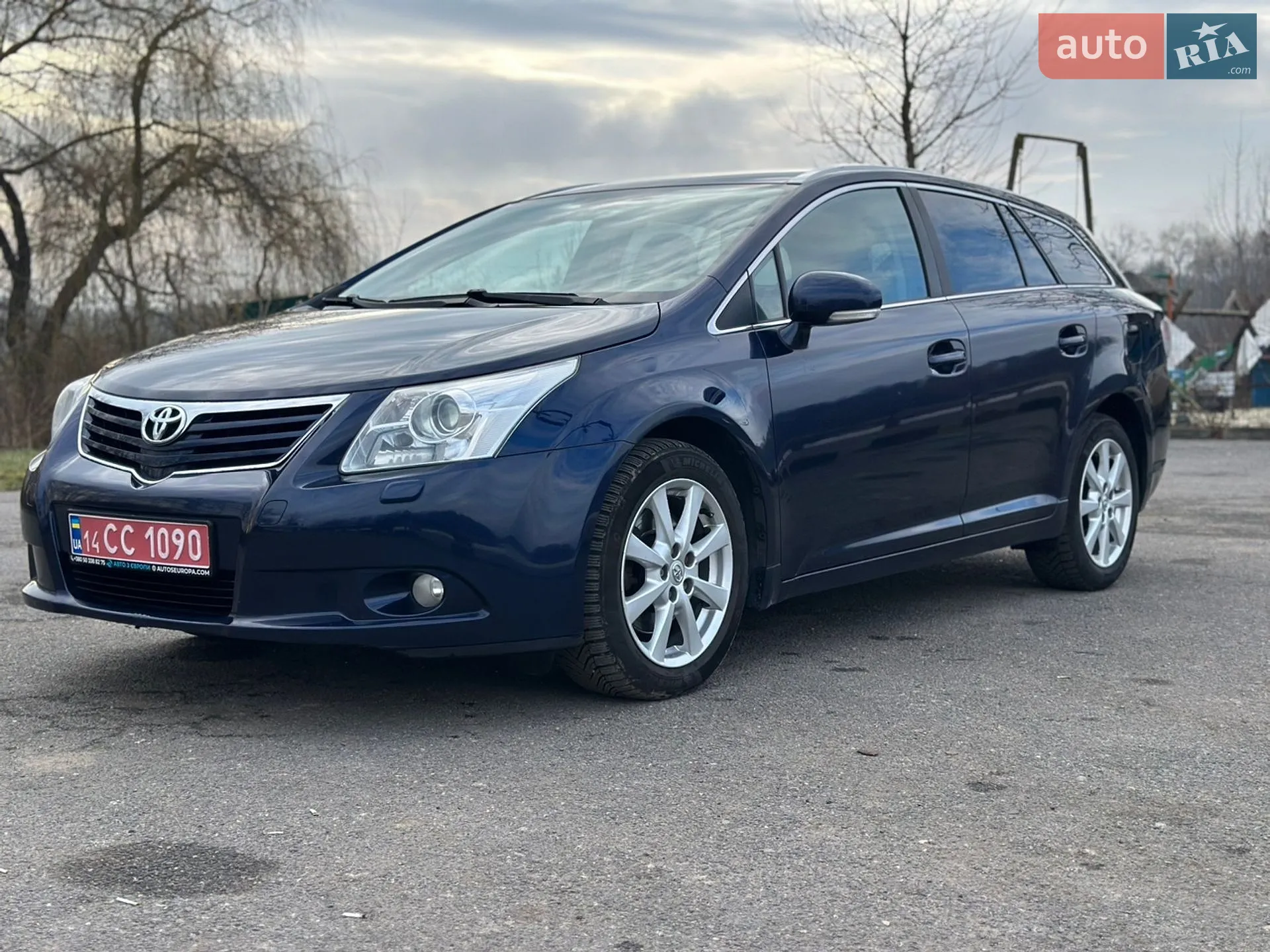 Toyota Avensis, 2011