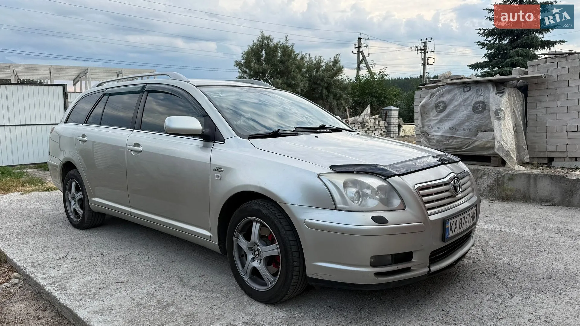 Toyota Avensis, 2005