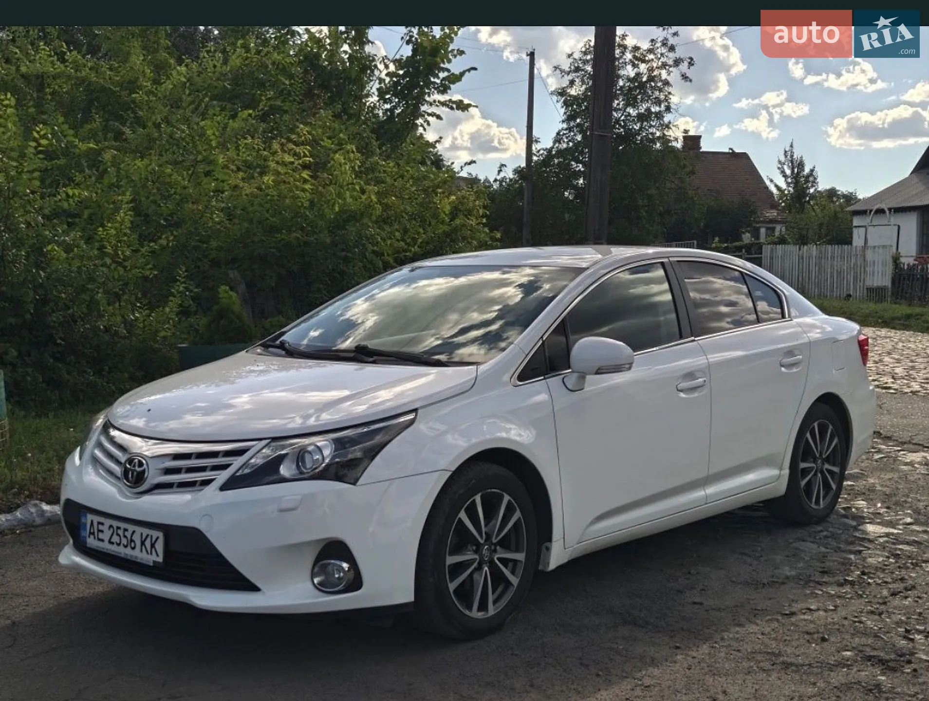 Toyota Avensis, 2012