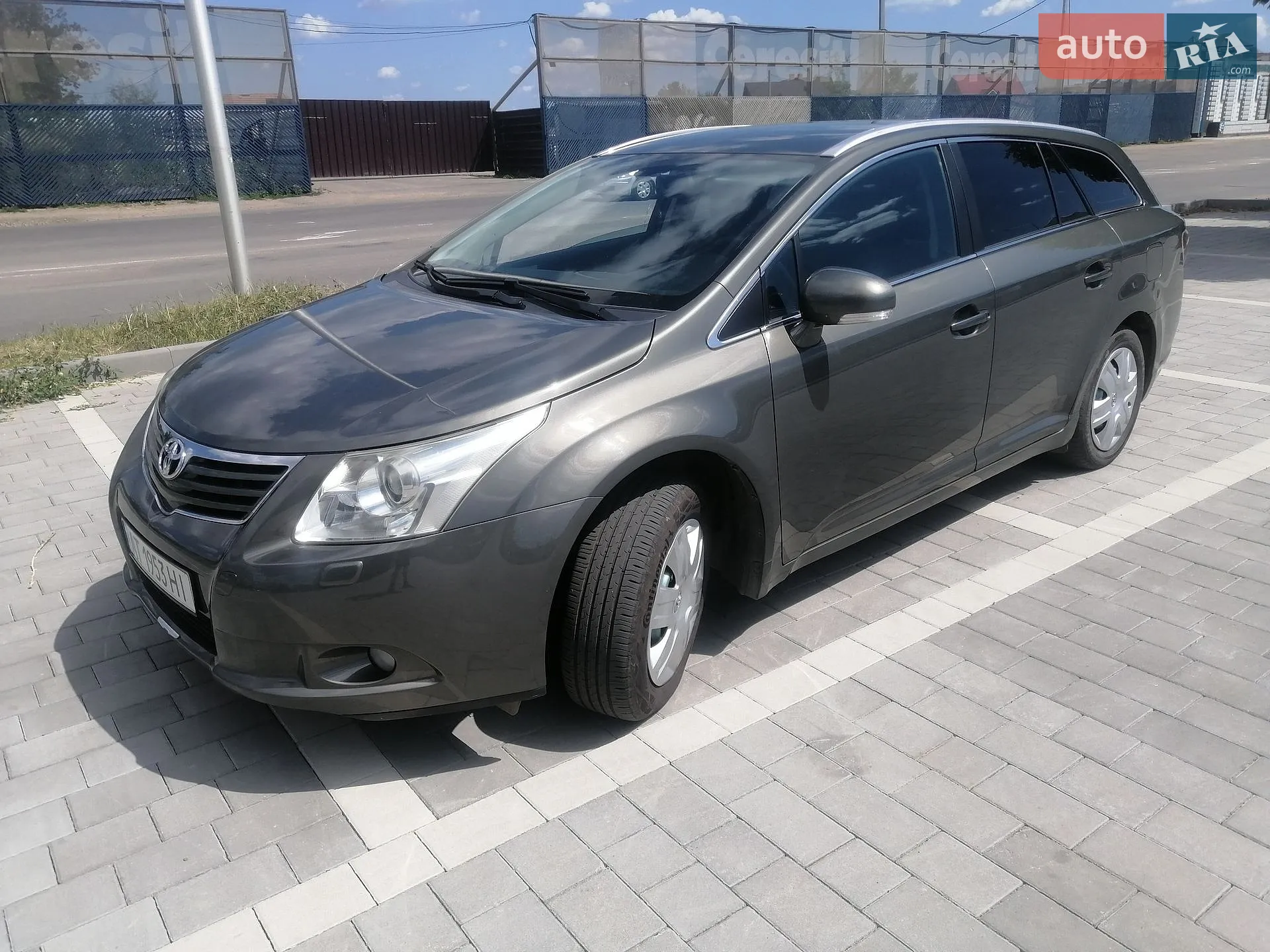 Toyota Avensis, 2010