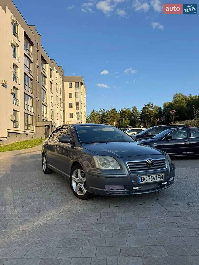 Toyota Avensis, 2003