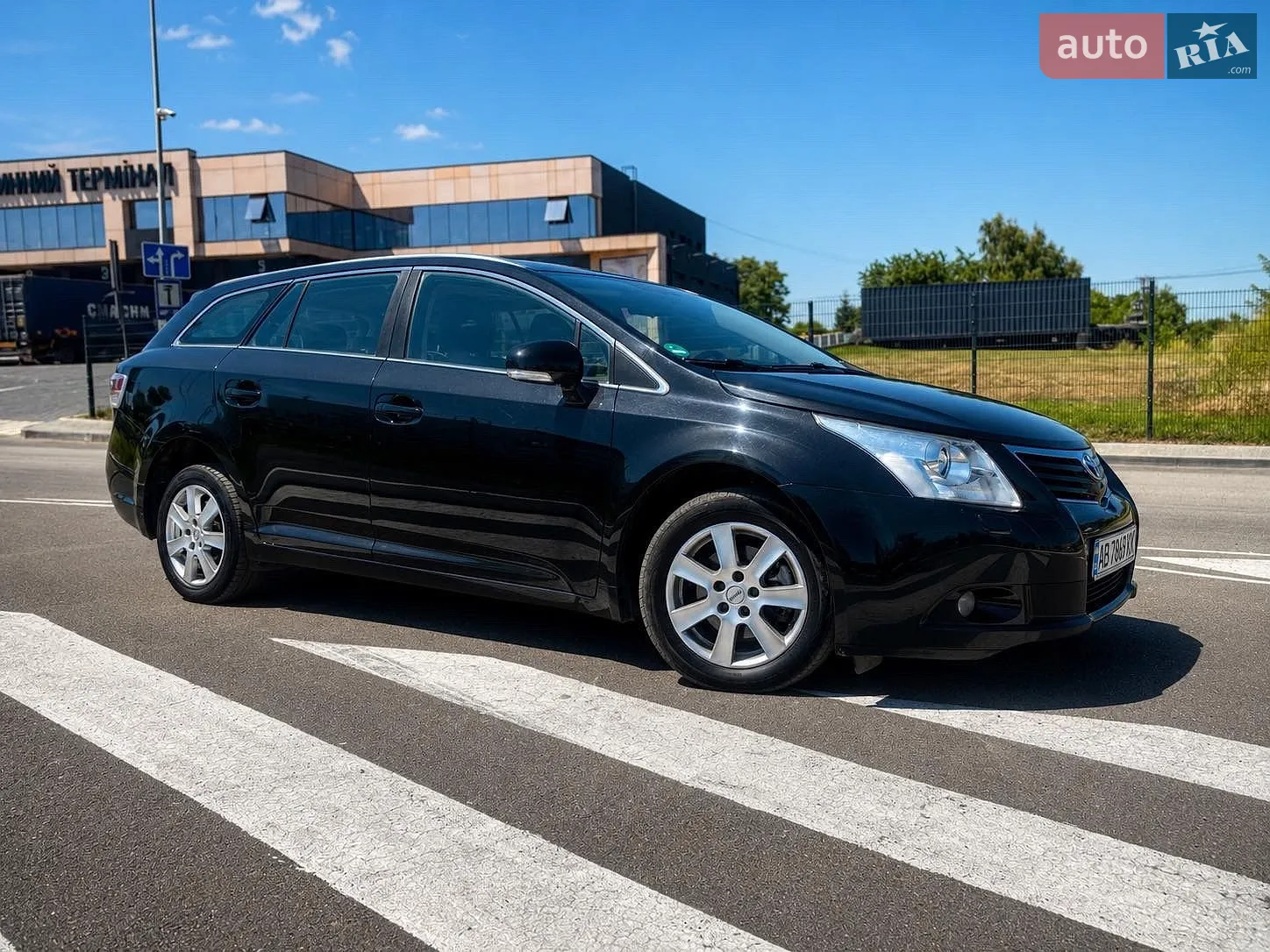 Toyota Avensis, 2011