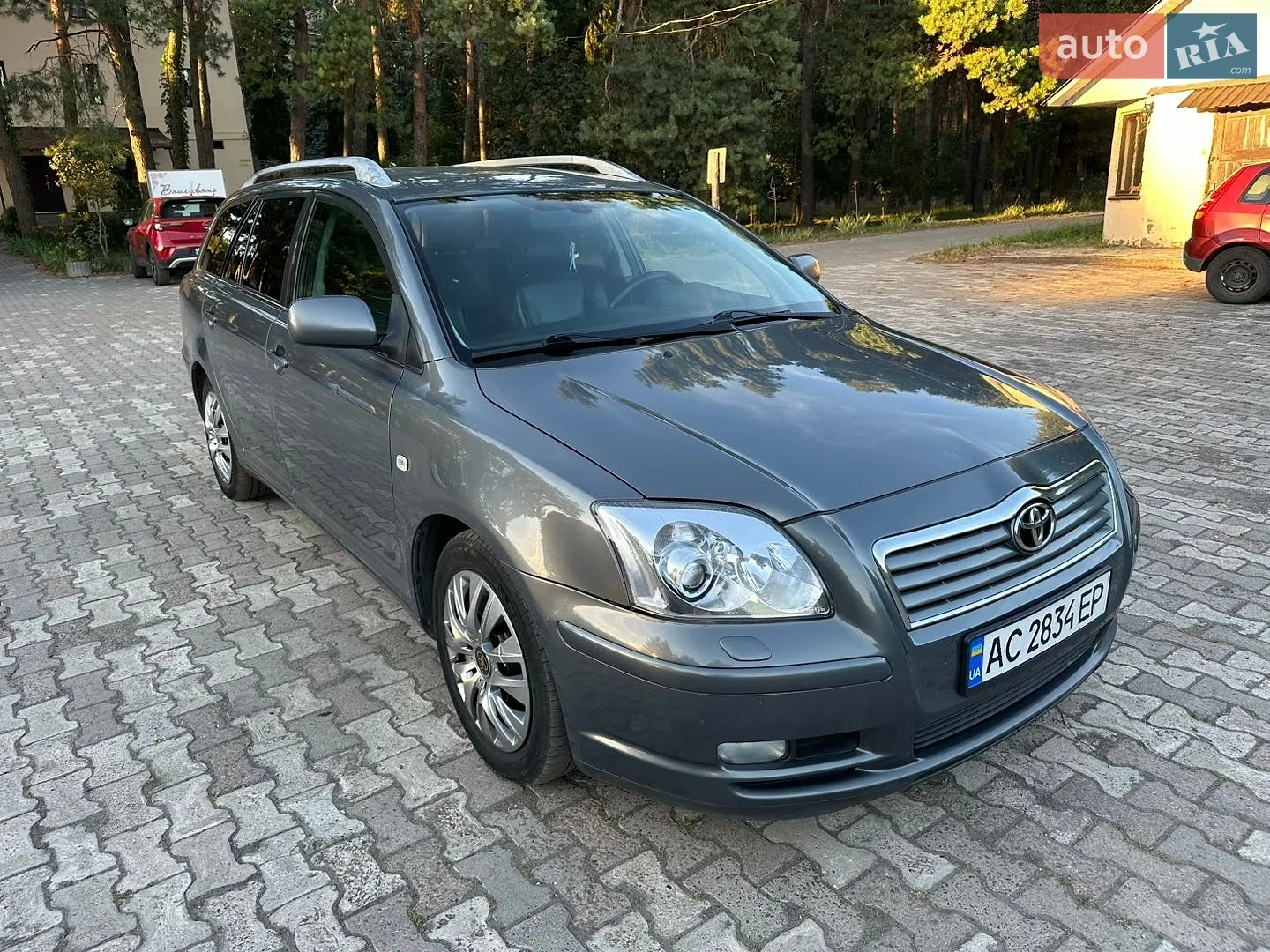 Toyota Avensis, 2004