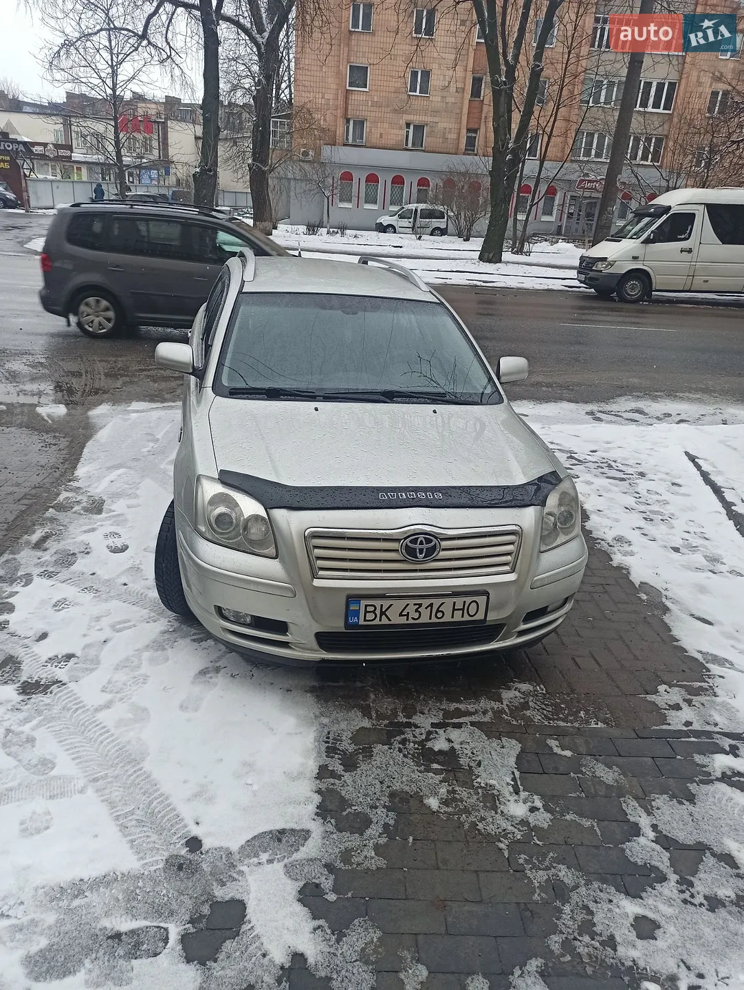 Toyota Avensis, 2003