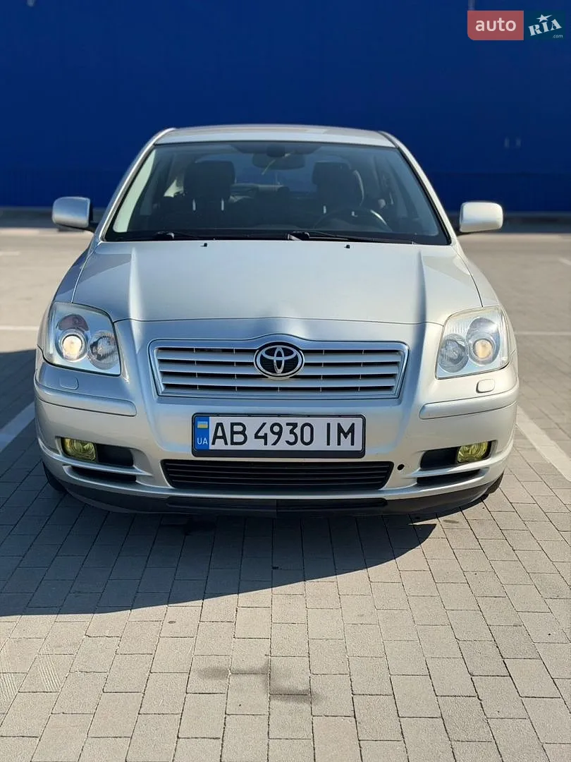 Toyota Avensis, 2004