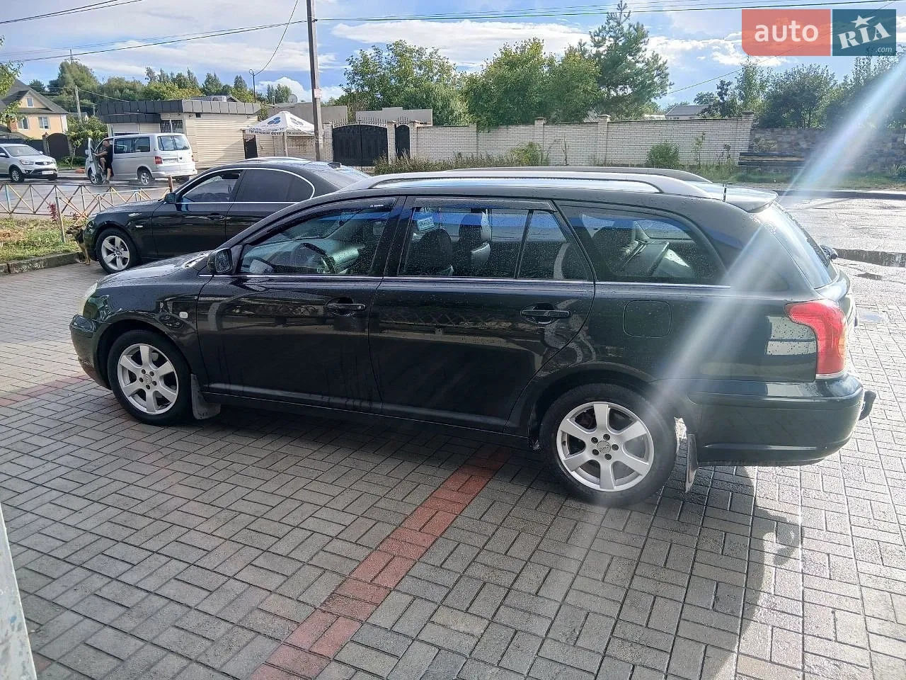 Toyota Avensis, 2005