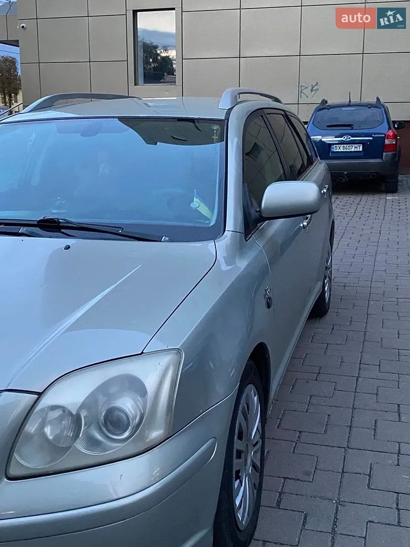 Toyota Avensis, 2005