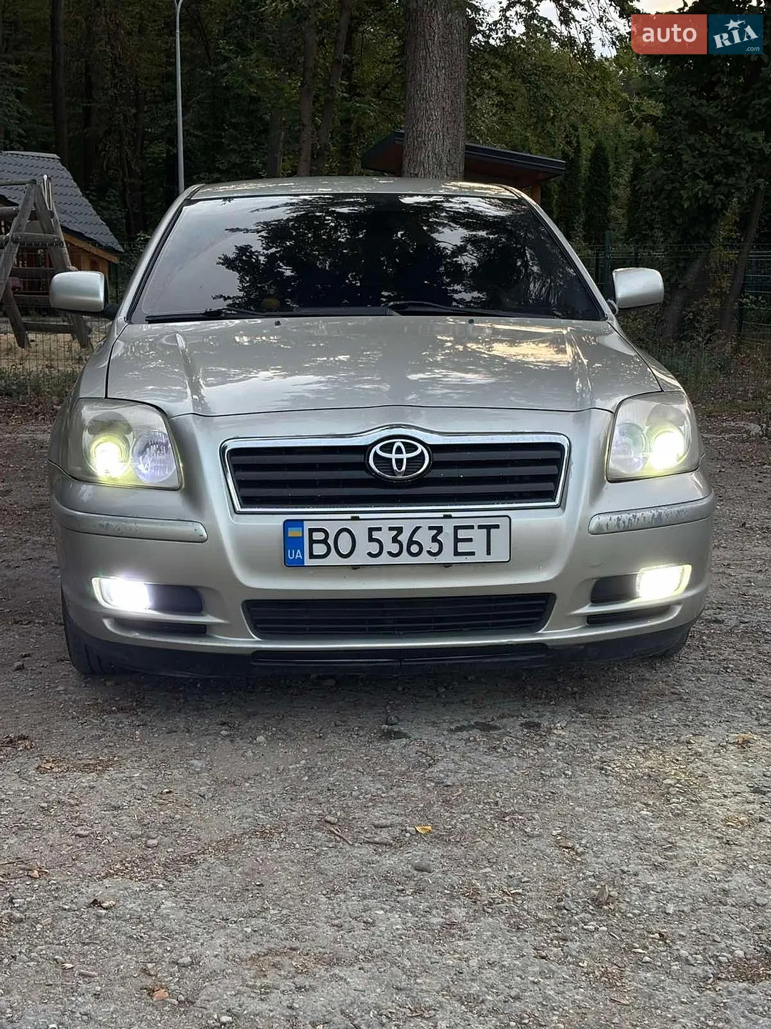 Toyota Avensis, 2004