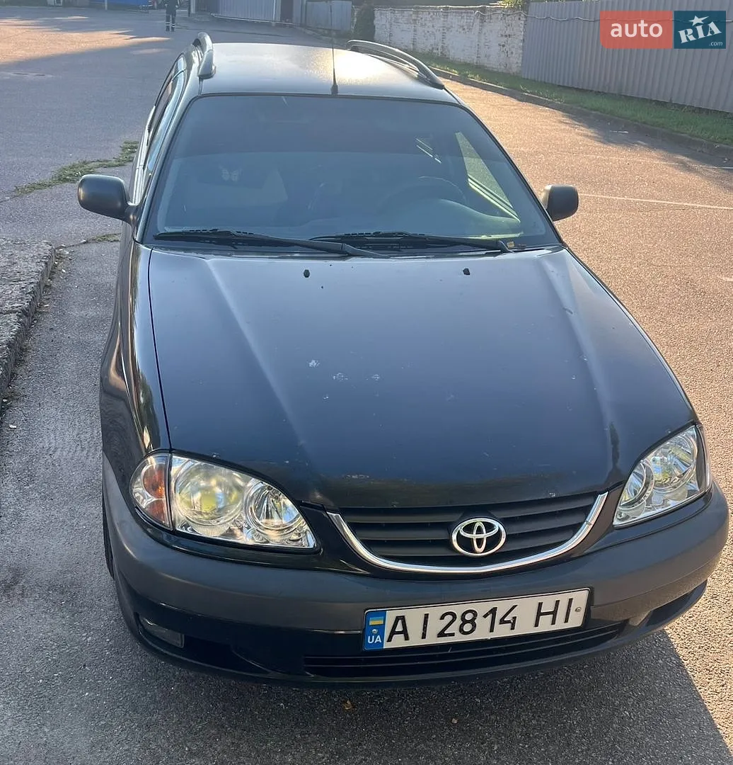 Toyota Avensis, 2000