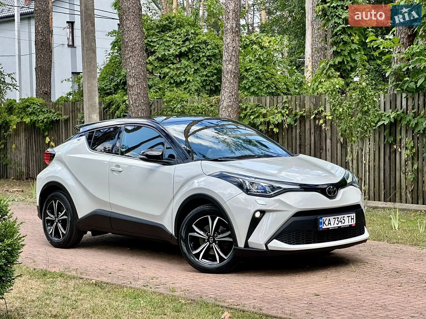 Toyota C-HR, 2019