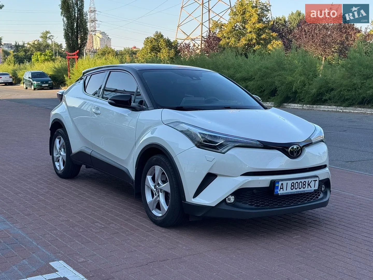 Toyota C-HR 2019 — 1