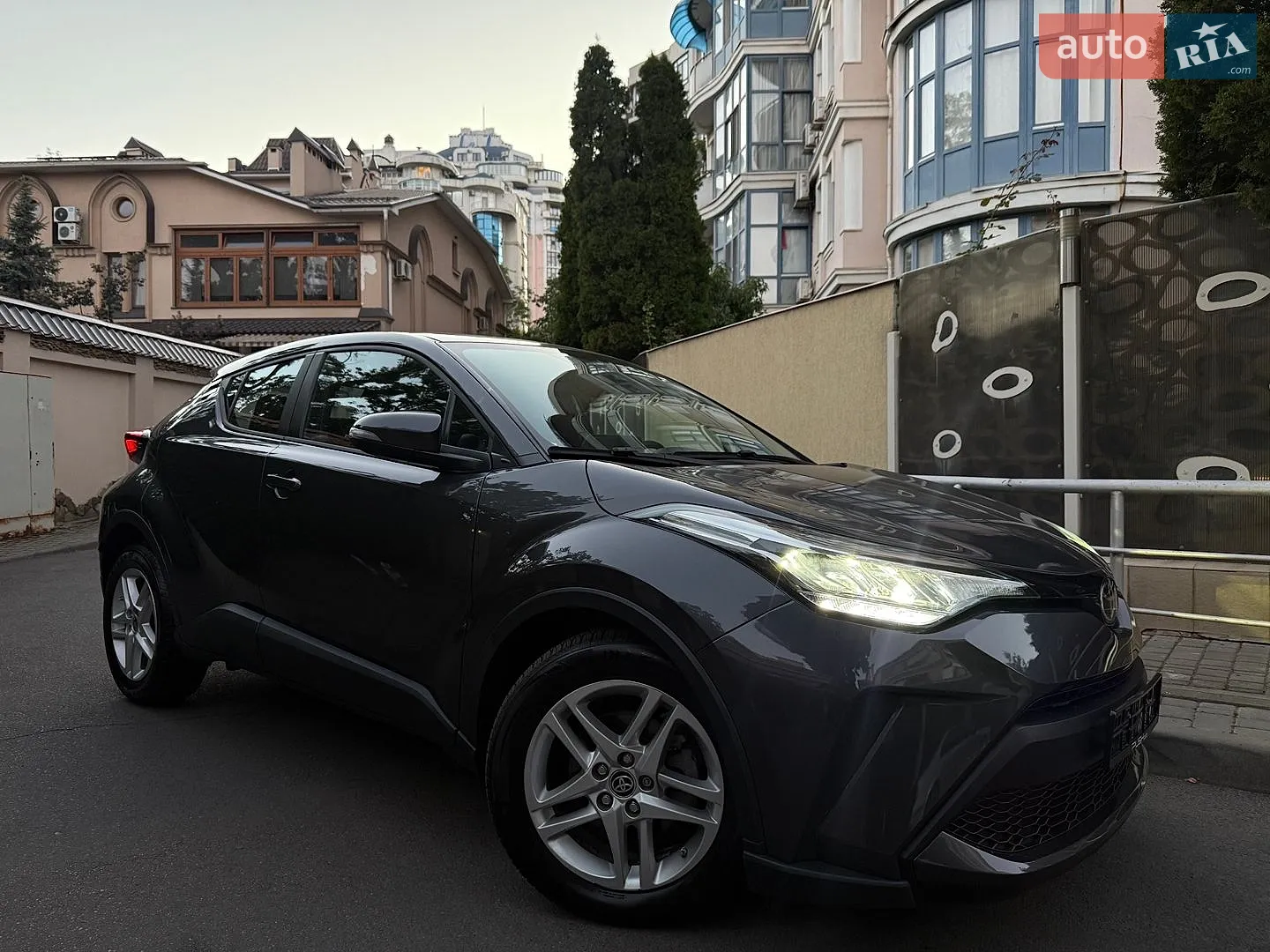 Toyota C-HR, 2020