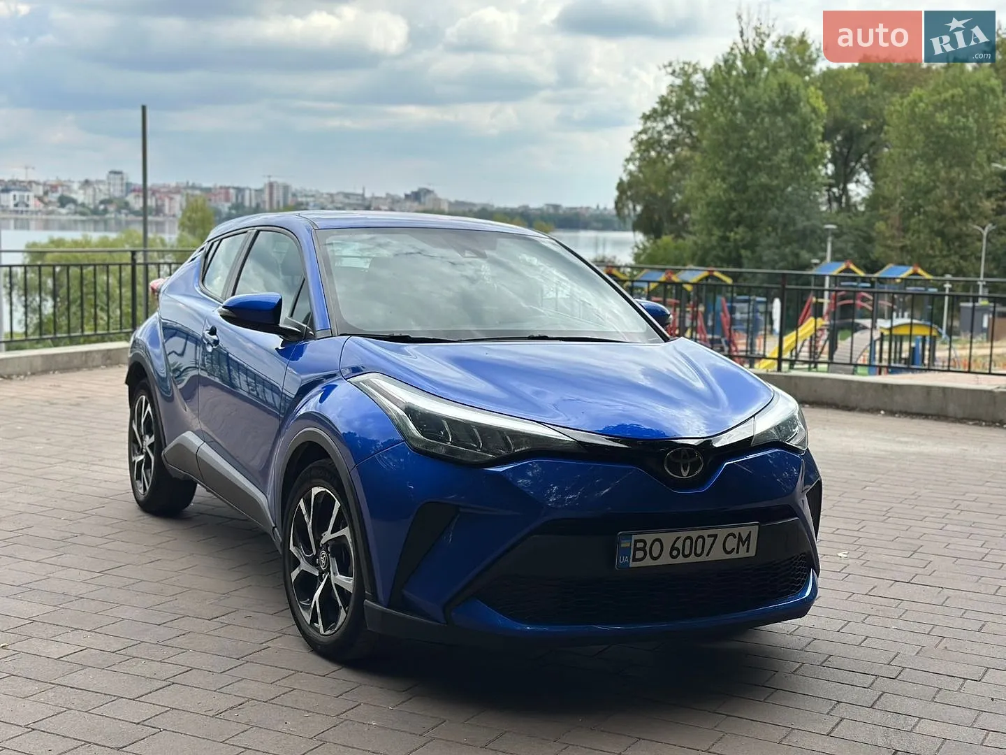Toyota C-HR, 2019
