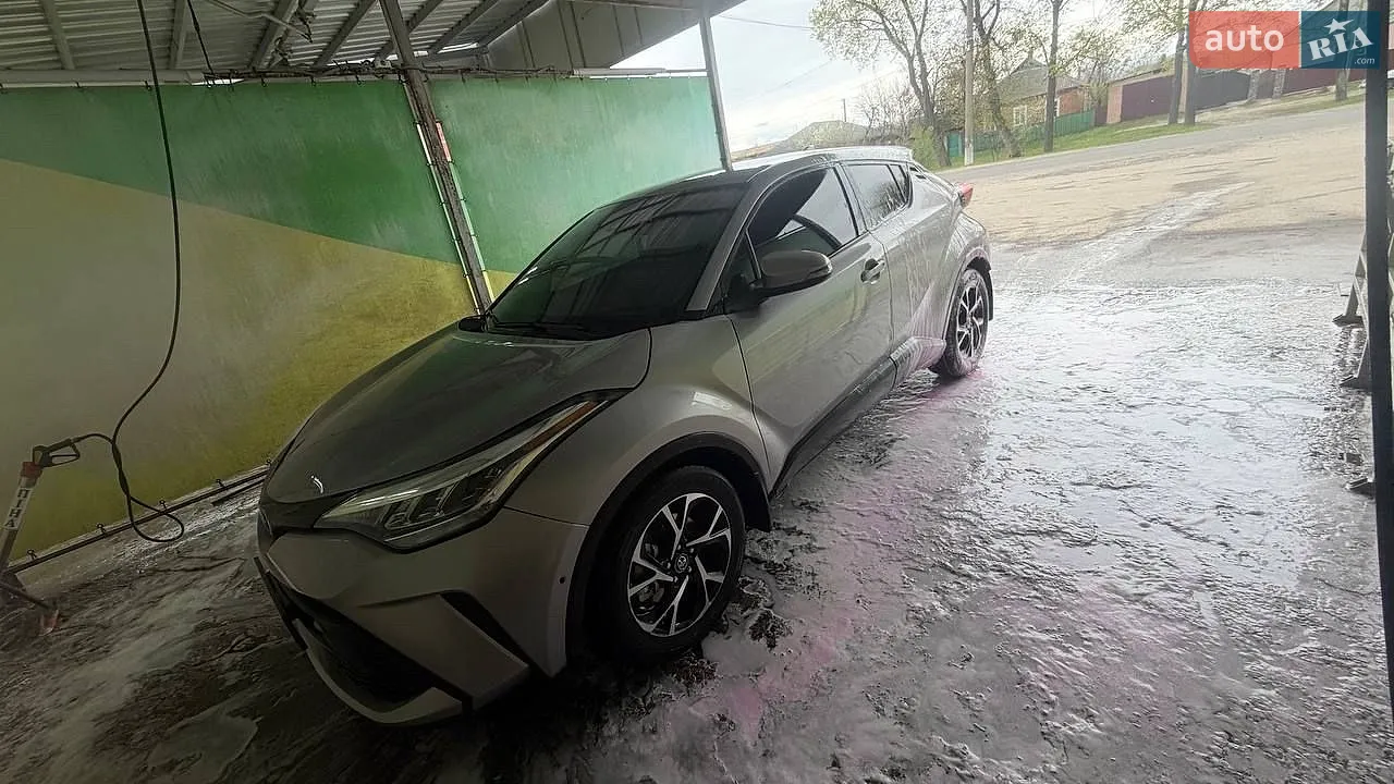 Toyota C-HR, 2019