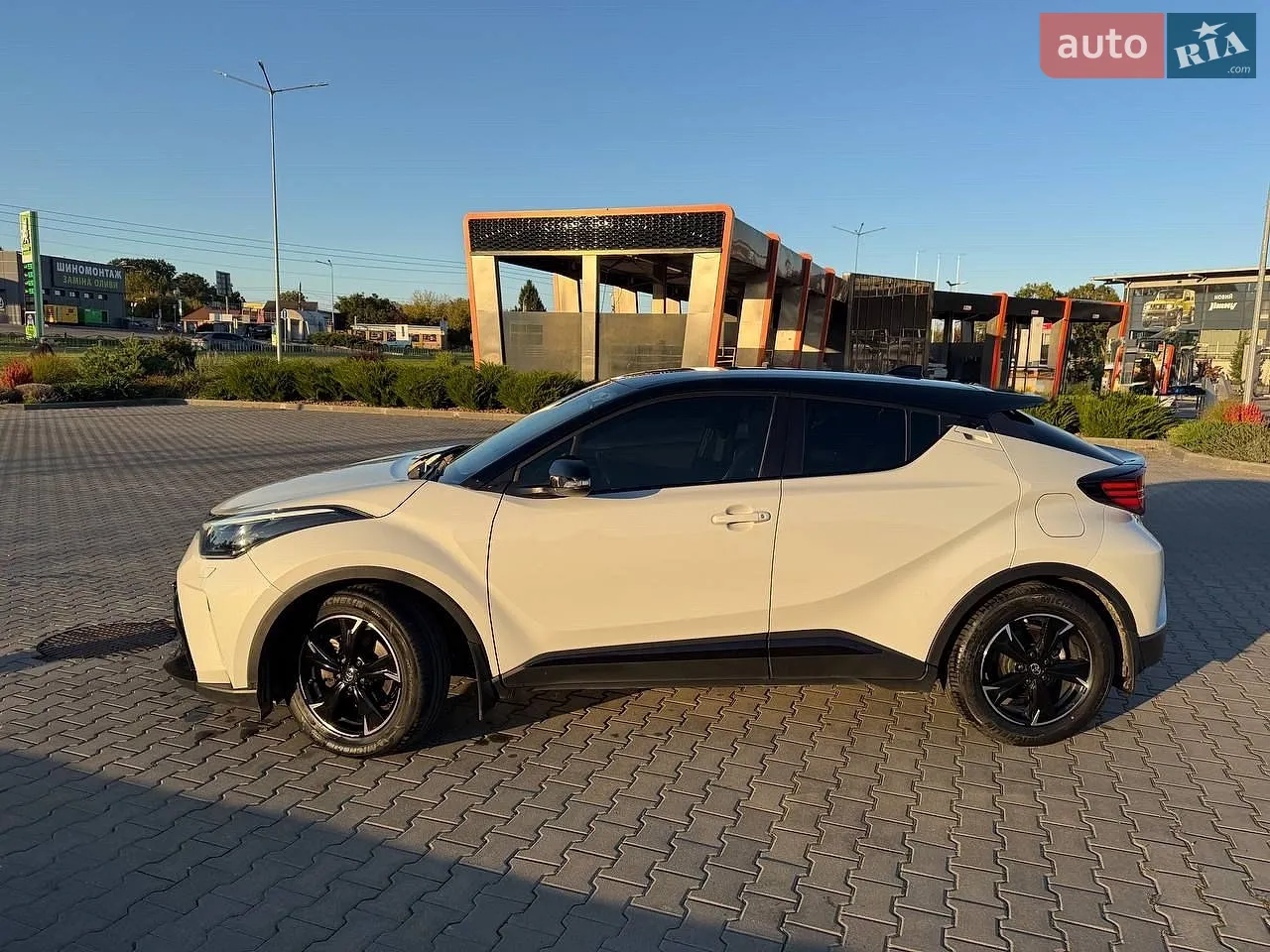 Toyota C-HR, 2022