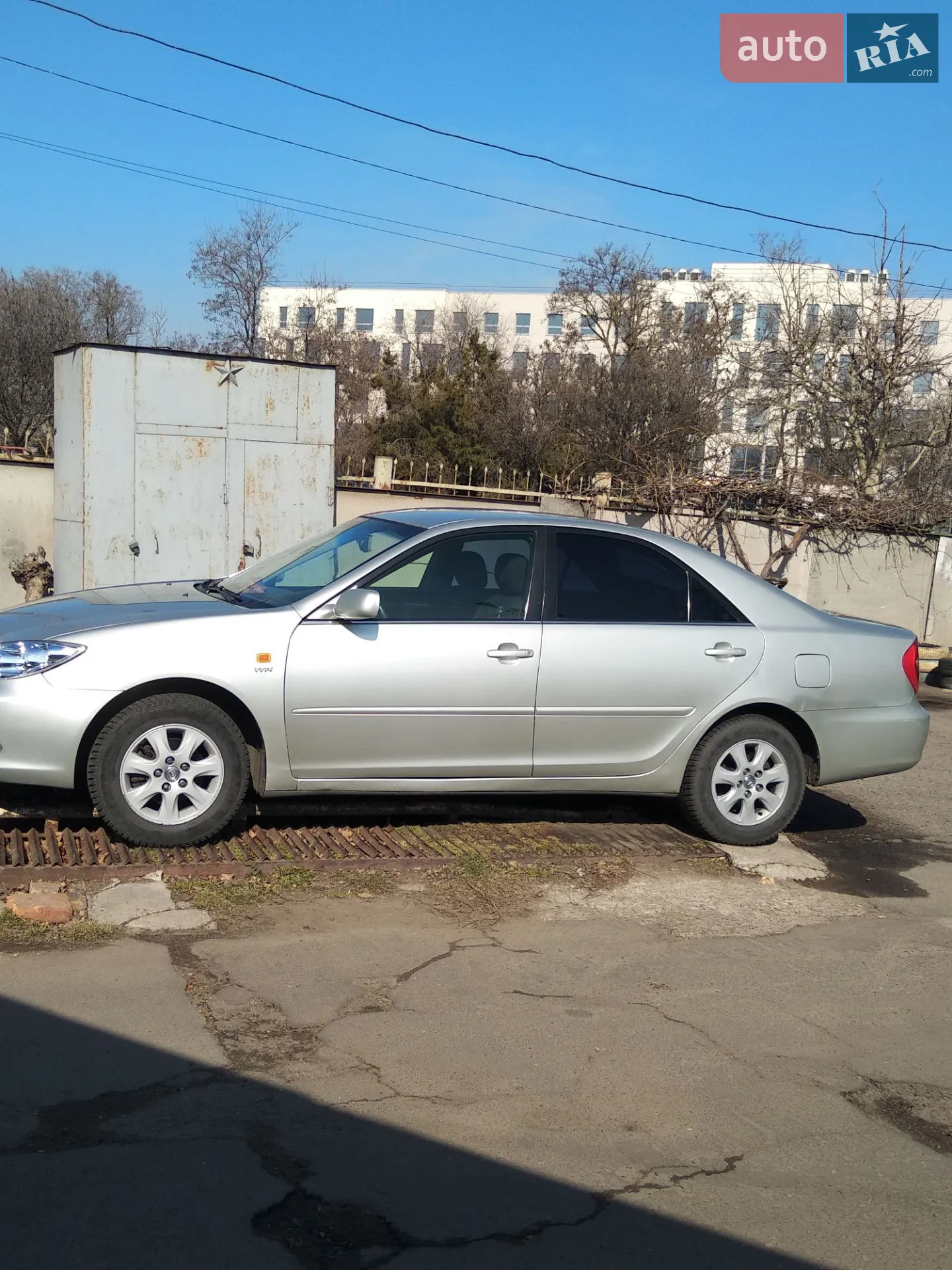 Toyota Camry, 2004