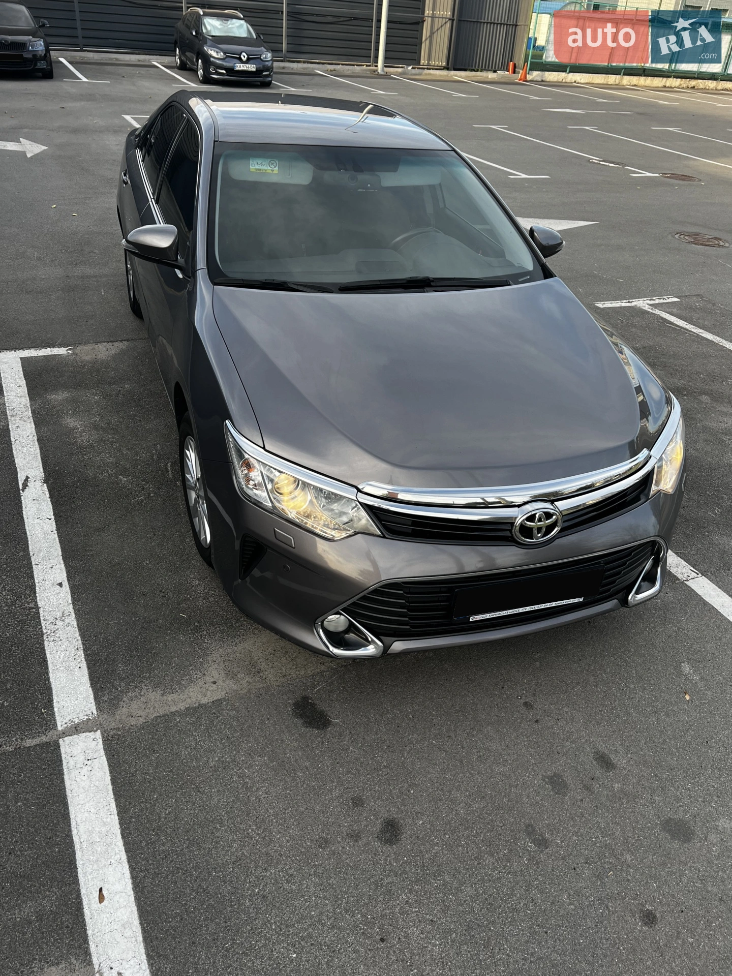 Toyota Camry, 2016