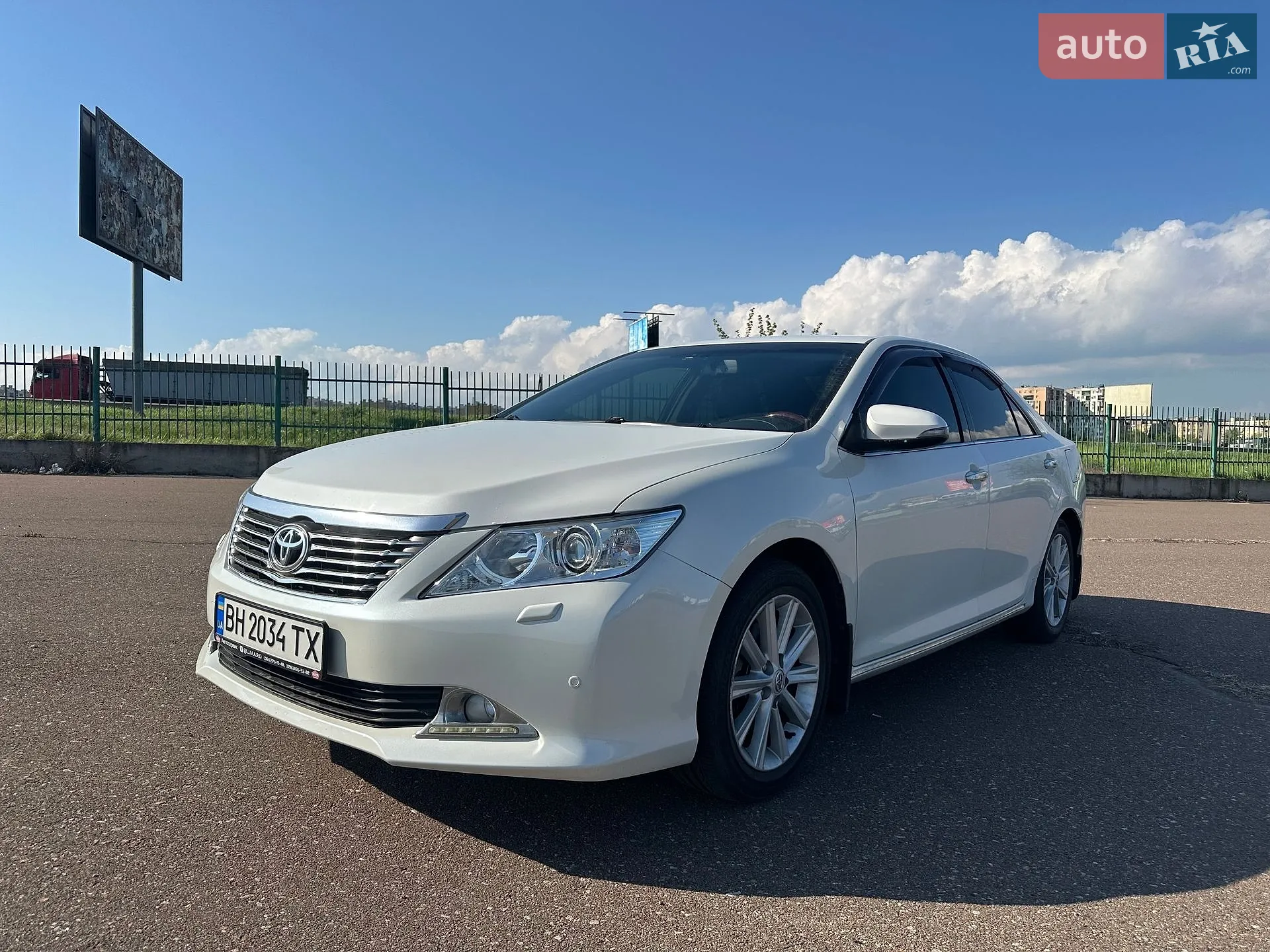 Toyota Camry, 2012