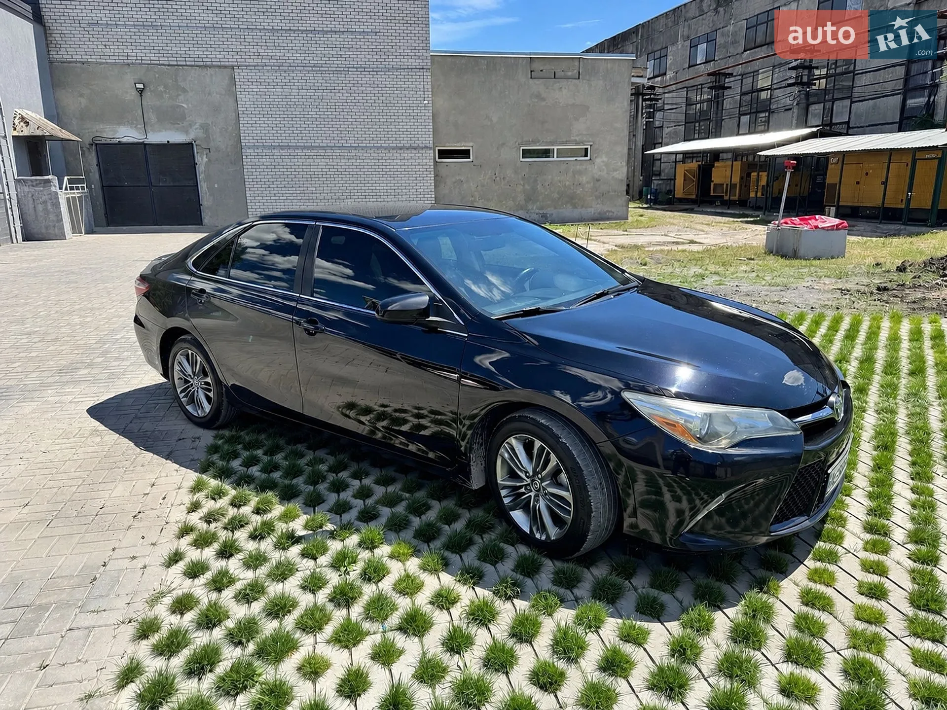 Toyota Camry, 2016
