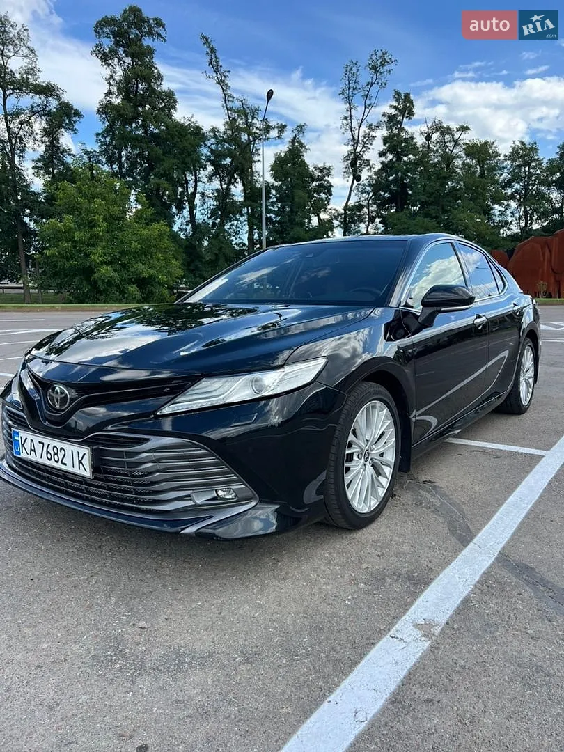 Toyota Camry, 2020