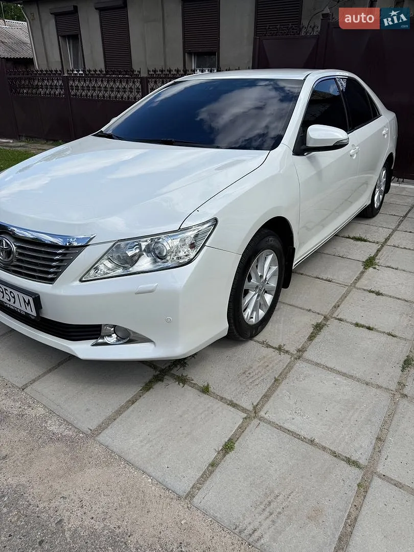Toyota Camry, 2014