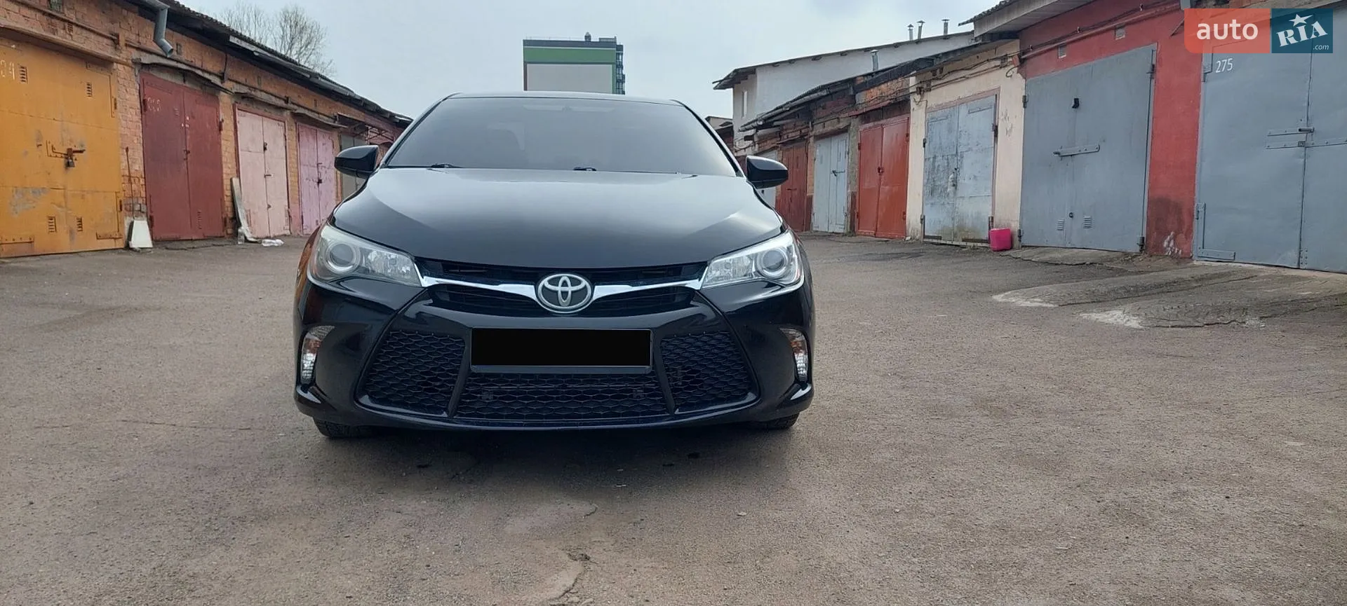 Toyota Camry, 2016