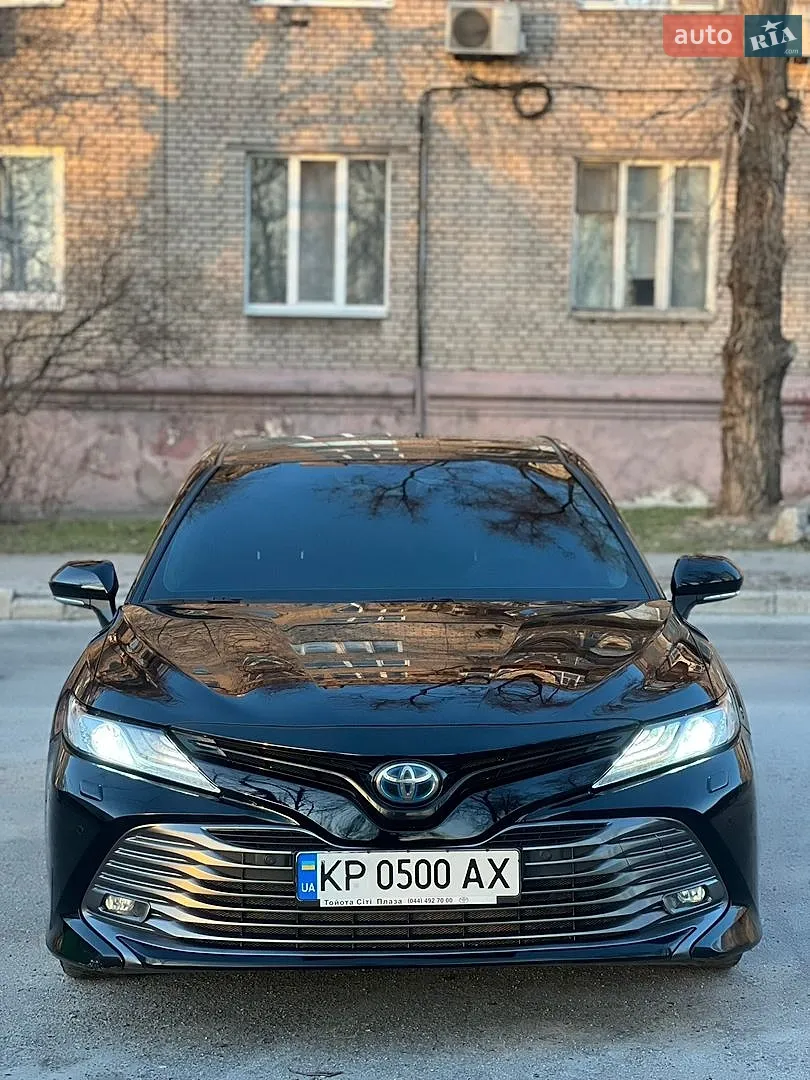 Toyota Camry, 2020