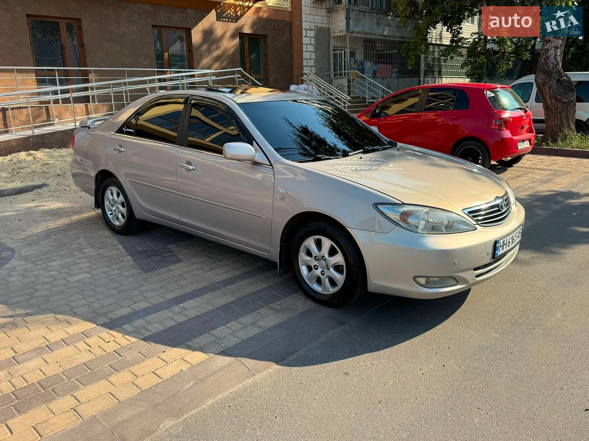 Toyota Camry, 2004