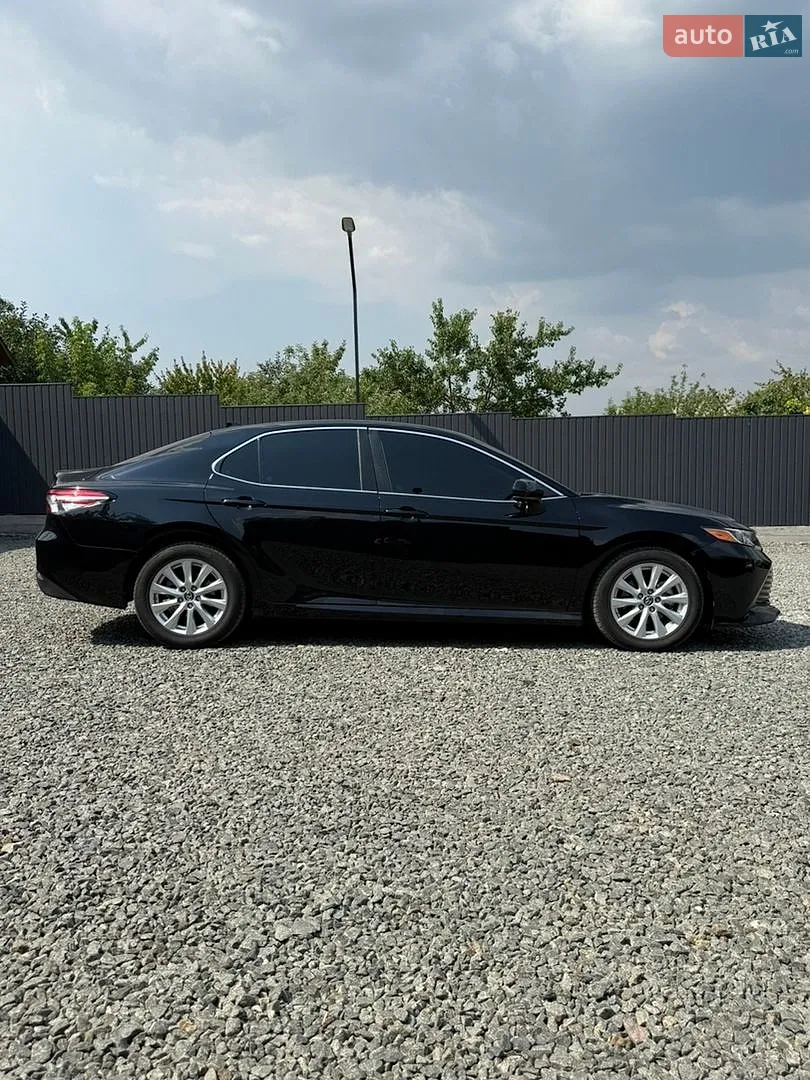 Toyota Camry, 2019