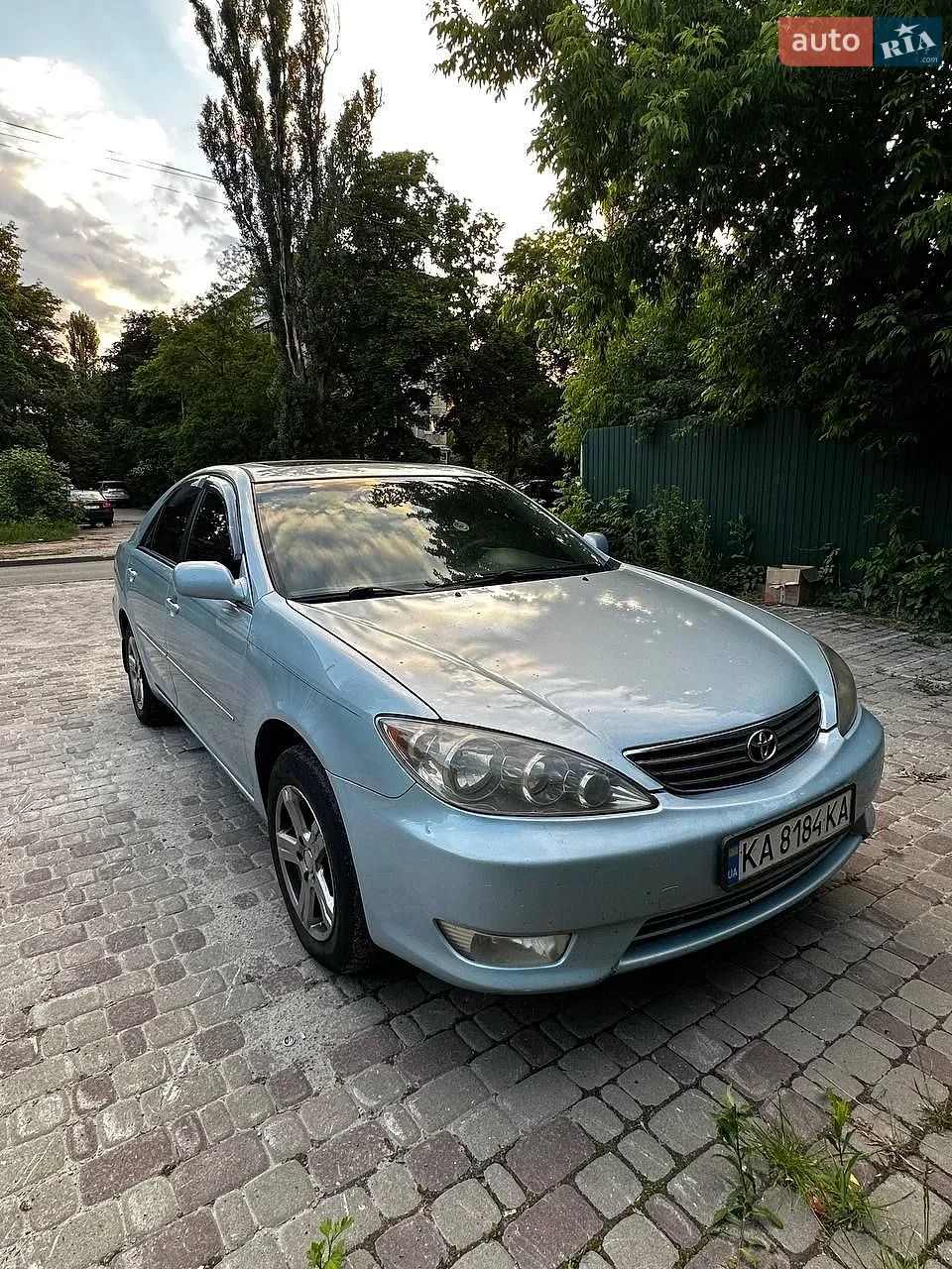 Toyota Camry, 2005